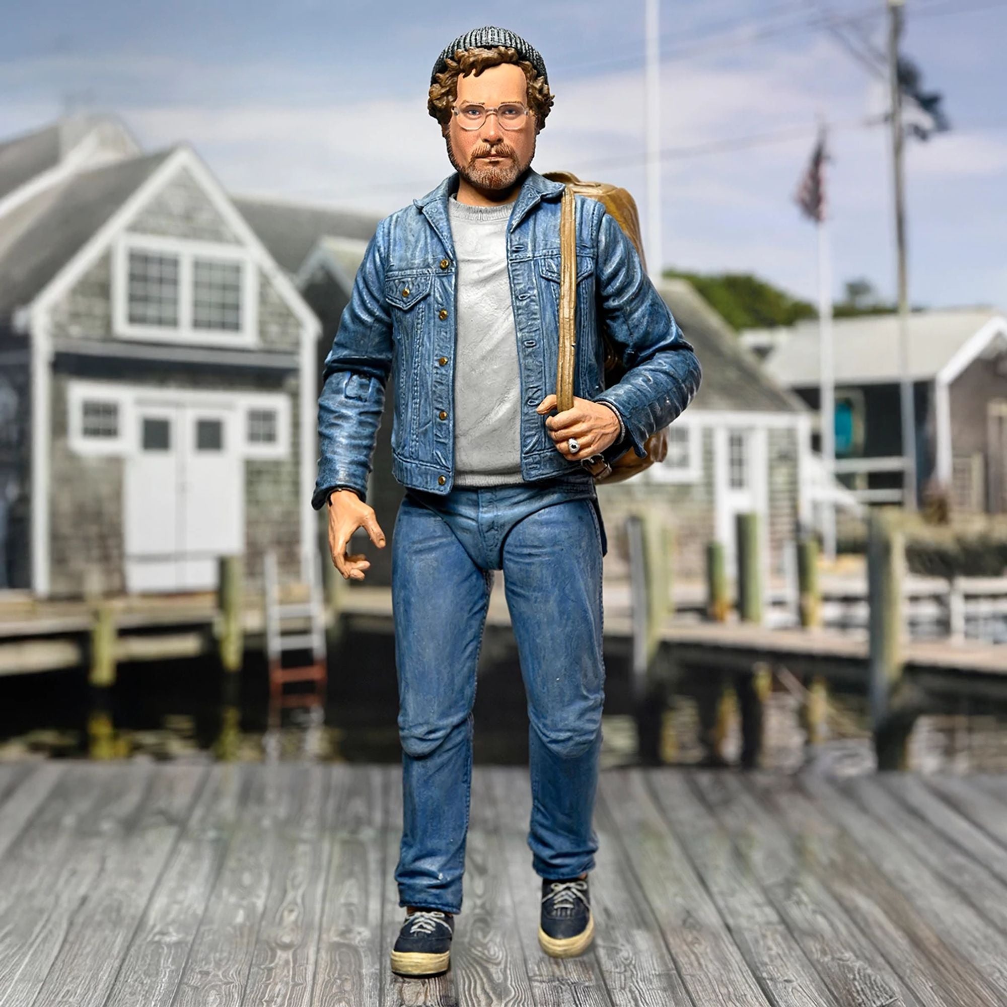 JAWS - 7” SCALE ACTION FIGURE - ULTIMATE MATT HOOPER (AMITY ARRIVAL) 50TH ANNIVERSARY FIGURE