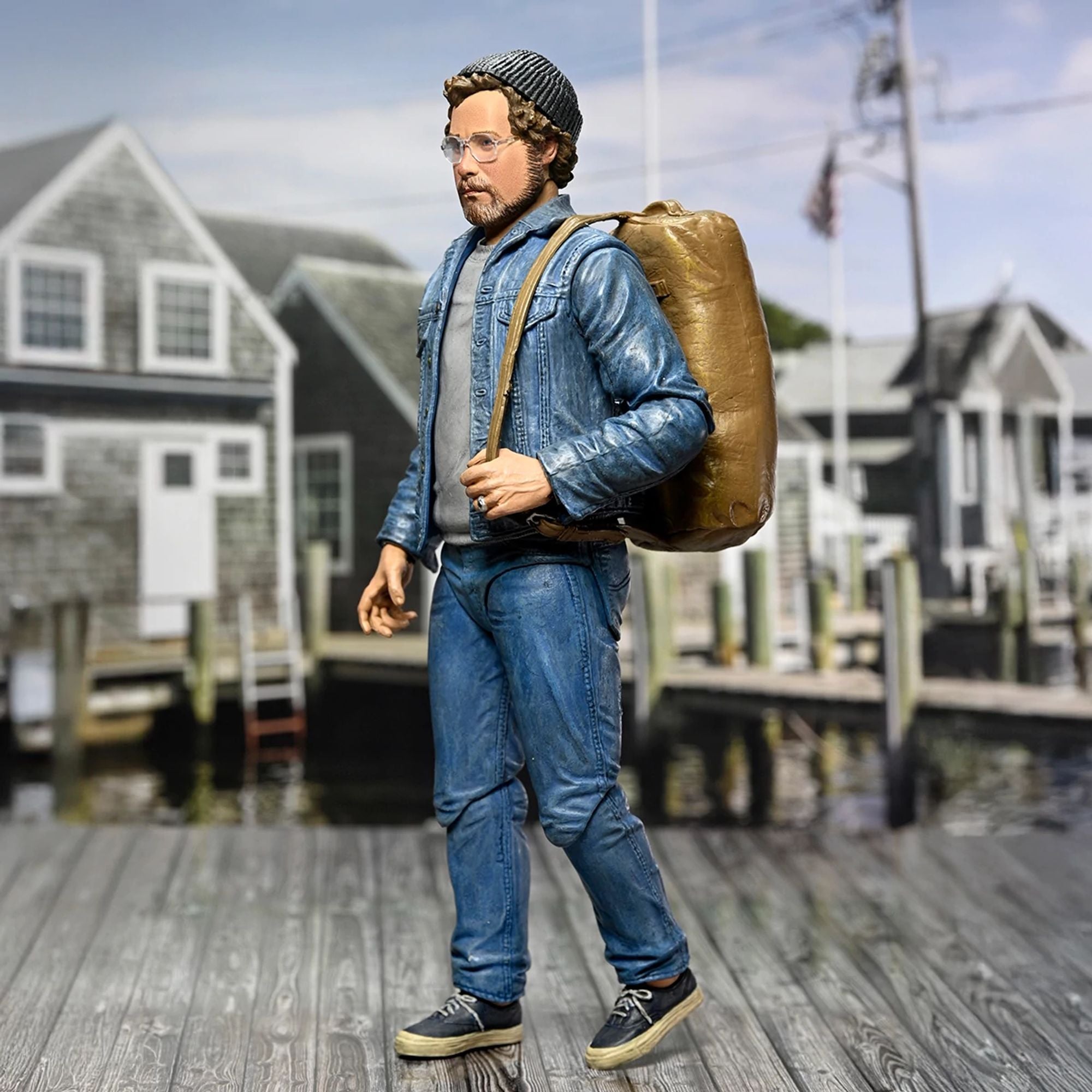 JAWS - 7” SCALE ACTION FIGURE - ULTIMATE MATT HOOPER (AMITY ARRIVAL) 50TH ANNIVERSARY FIGURE
