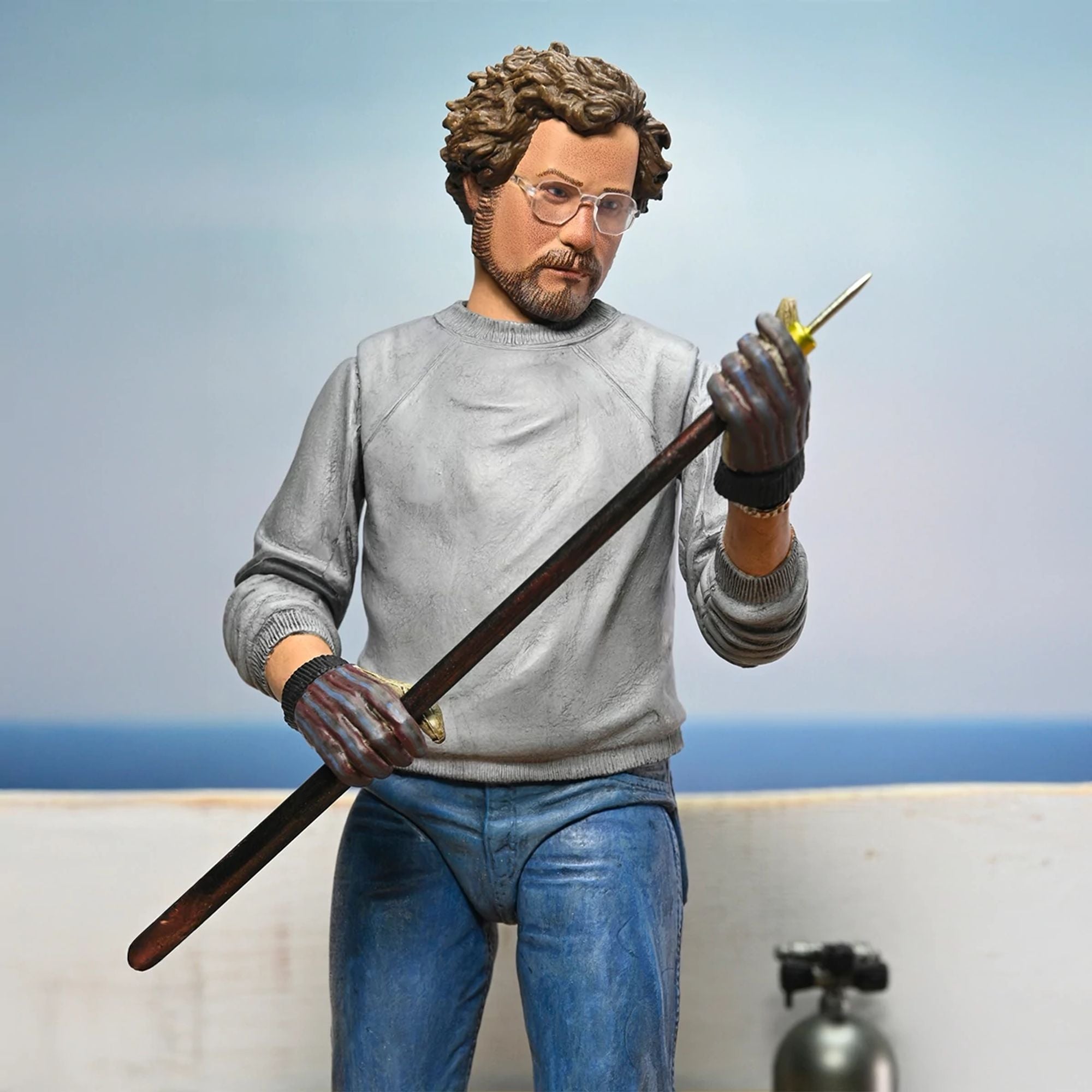 JAWS - 7” SCALE ACTION FIGURE - ULTIMATE MATT HOOPER (AMITY ARRIVAL) 50TH ANNIVERSARY FIGURE