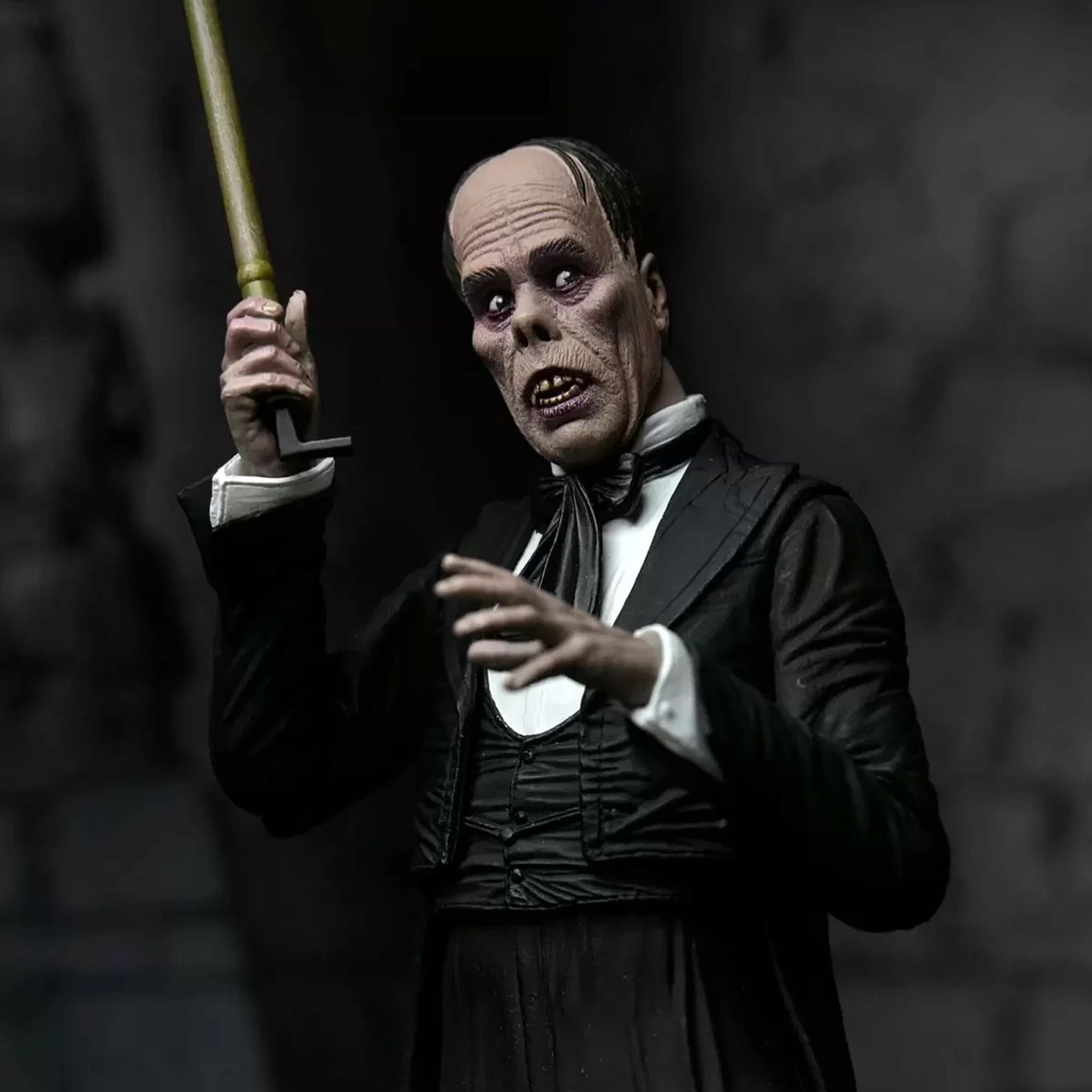 PHANTOM OF THE OPERA (1925) - 7” SCALE ACTION FIGURE - ULTIMATE THE PHANTOM OF THE OPERA (COLOR)