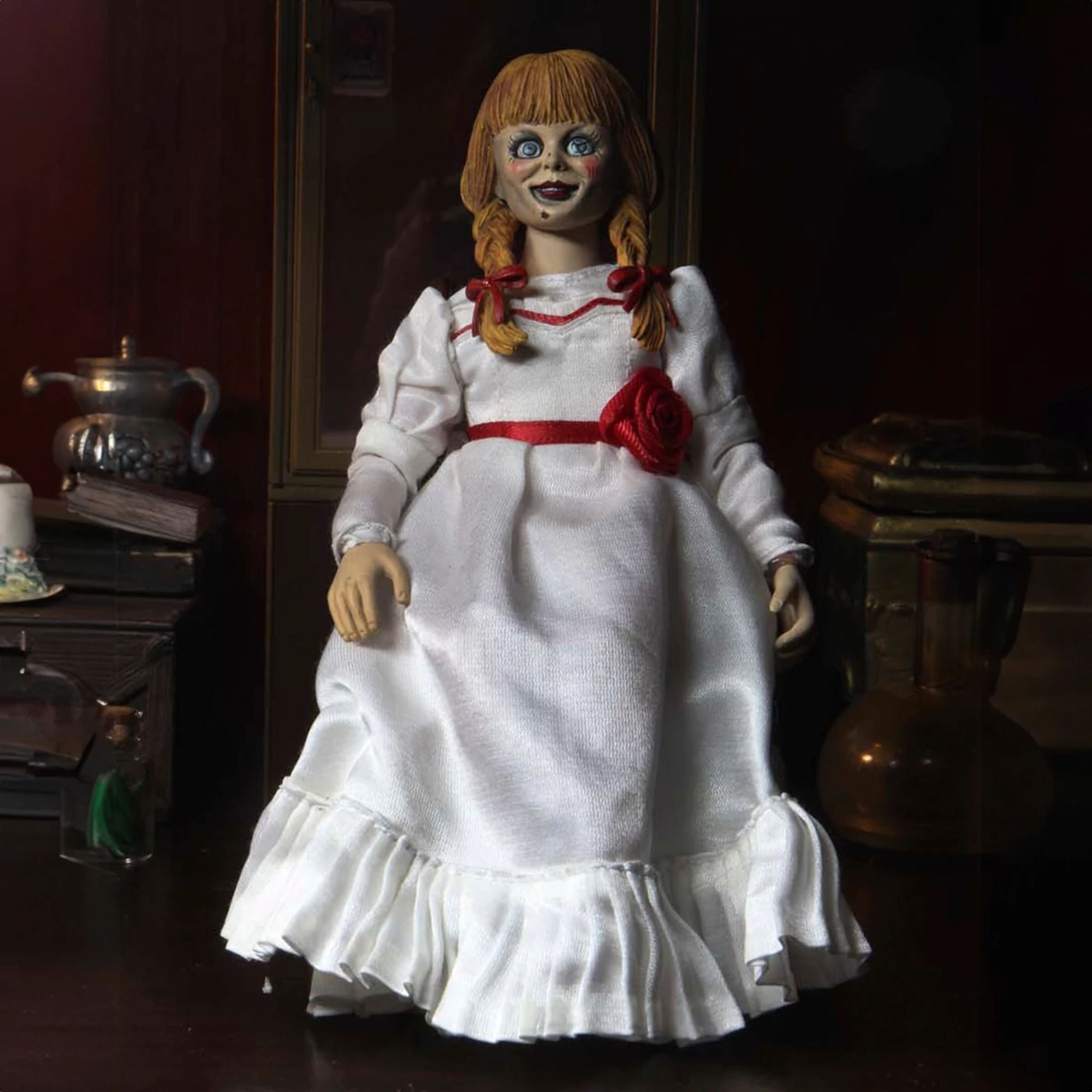 THE CONJURING UNIVERSE – 8” CLOTHED FIGURE – ANNABELLE