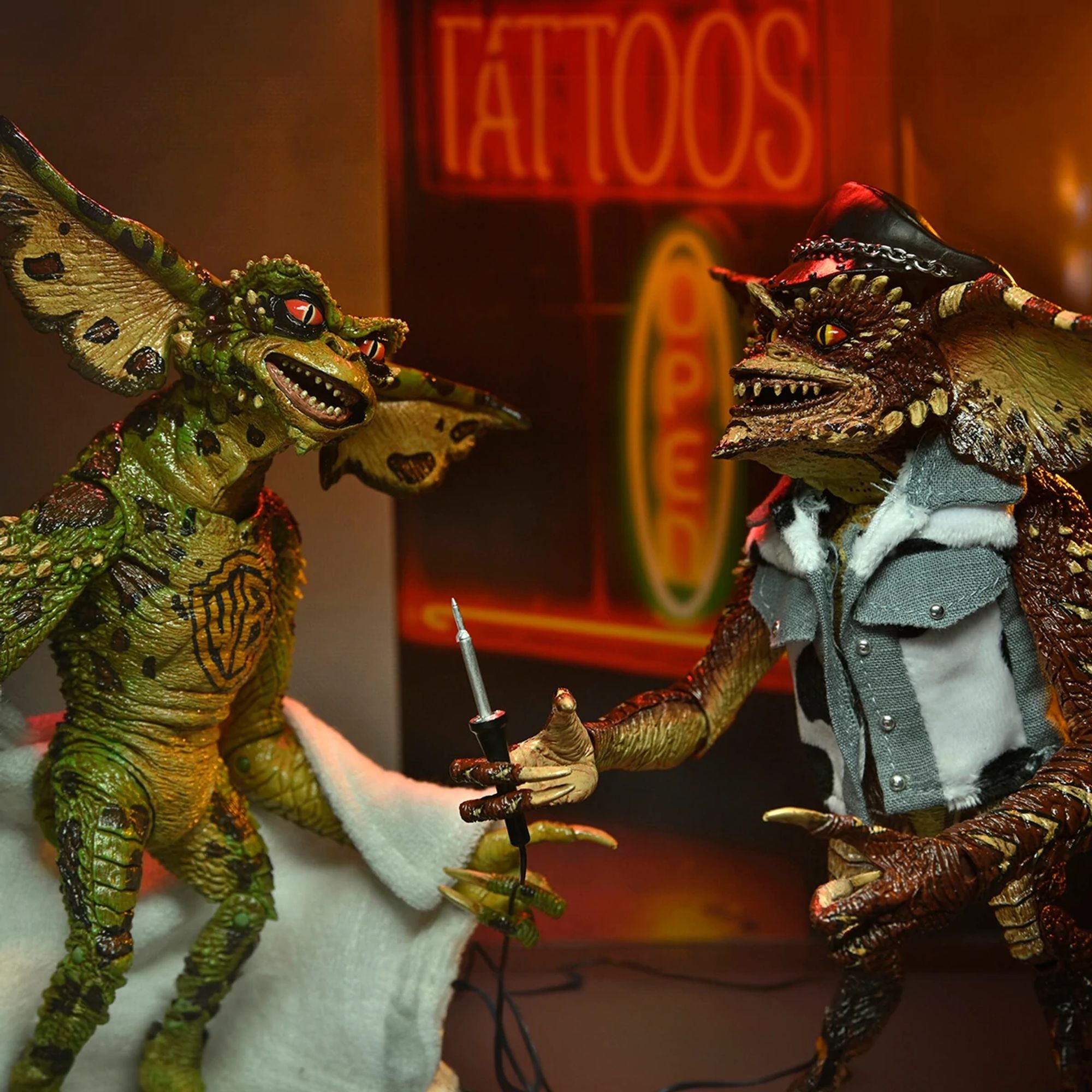 GREMLINS 2 – 7” SCALE ACTION FIGURE – TATTOO GREMLINS 2PK