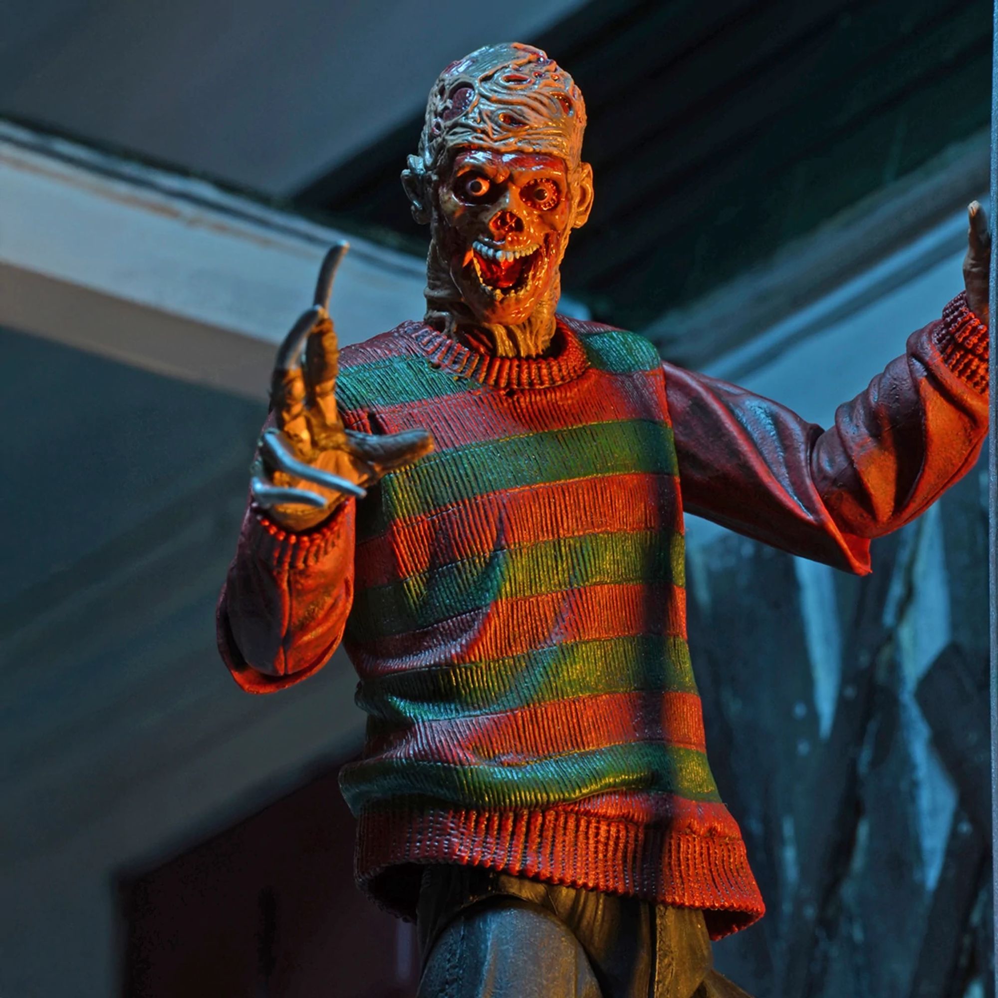 NIGHTMARE ON ELM ST 30TH ANNIVERSARY - 7" ACTION FIGURE - ULTIMATE FREDDY