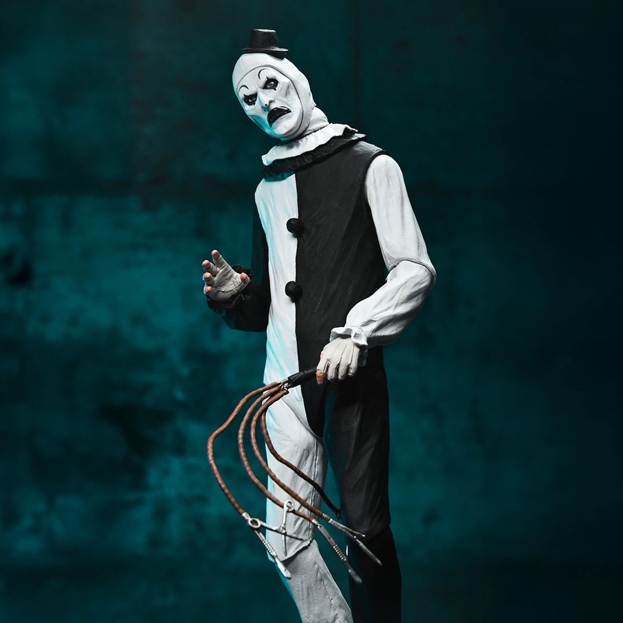 TERRIFIER - 7" SCALE ACTION FIGURE - ULTIMATE ART THE CLOWN