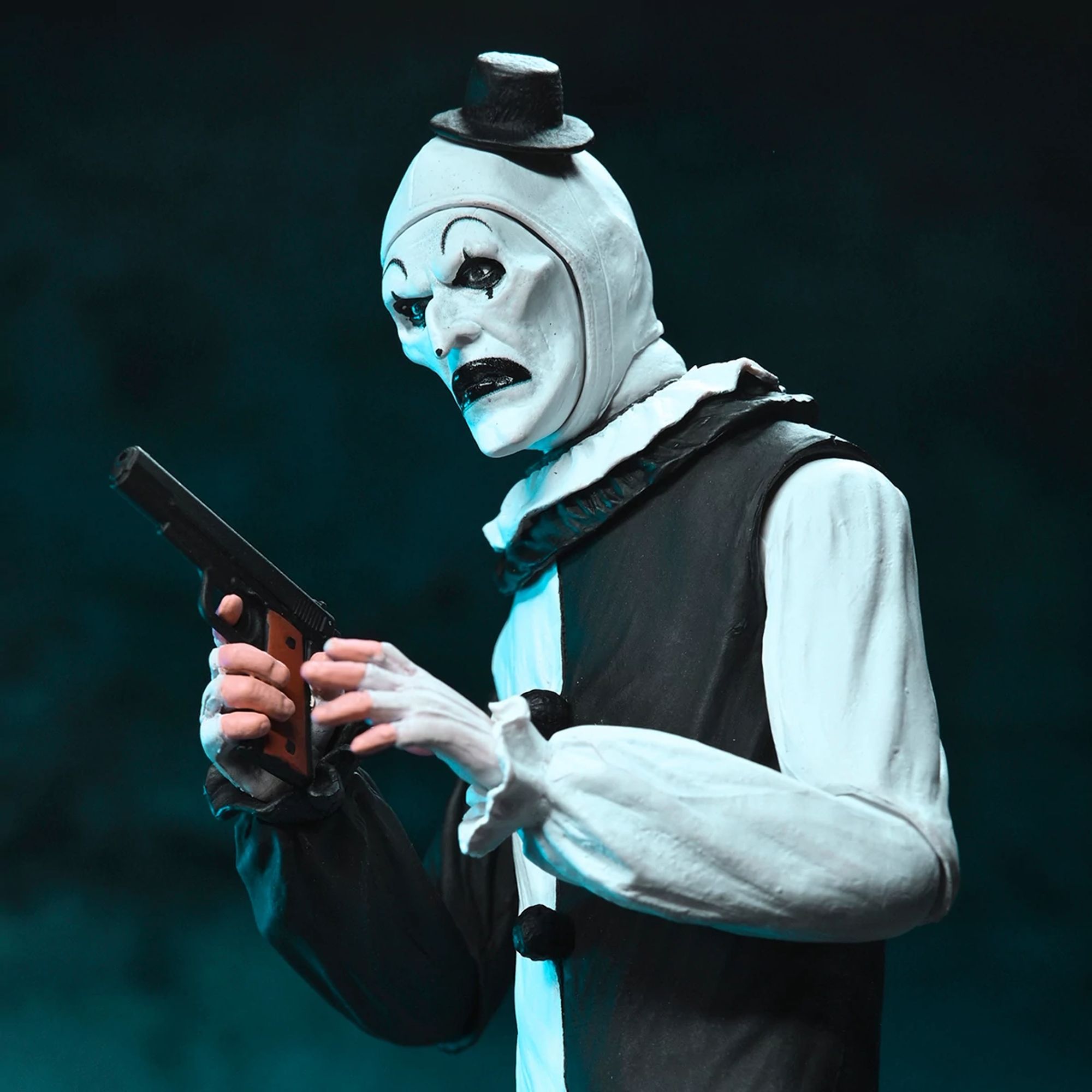 TERRIFIER - 7" SCALE ACTION FIGURE - ULTIMATE ART THE CLOWN