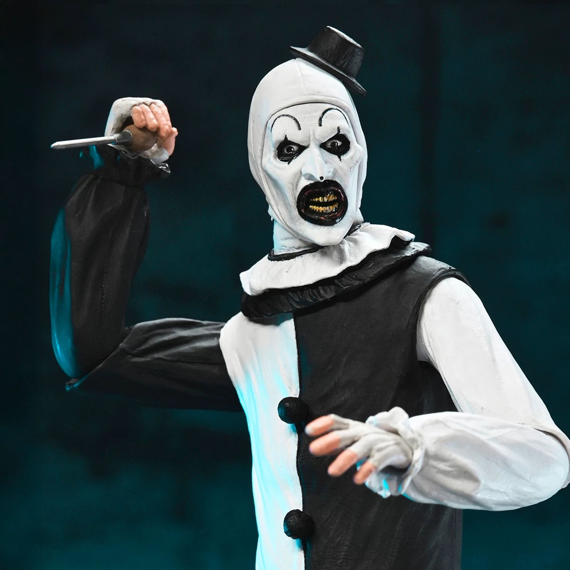 TERRIFIER - 7" SCALE ACTION FIGURE - ULTIMATE ART THE CLOWN