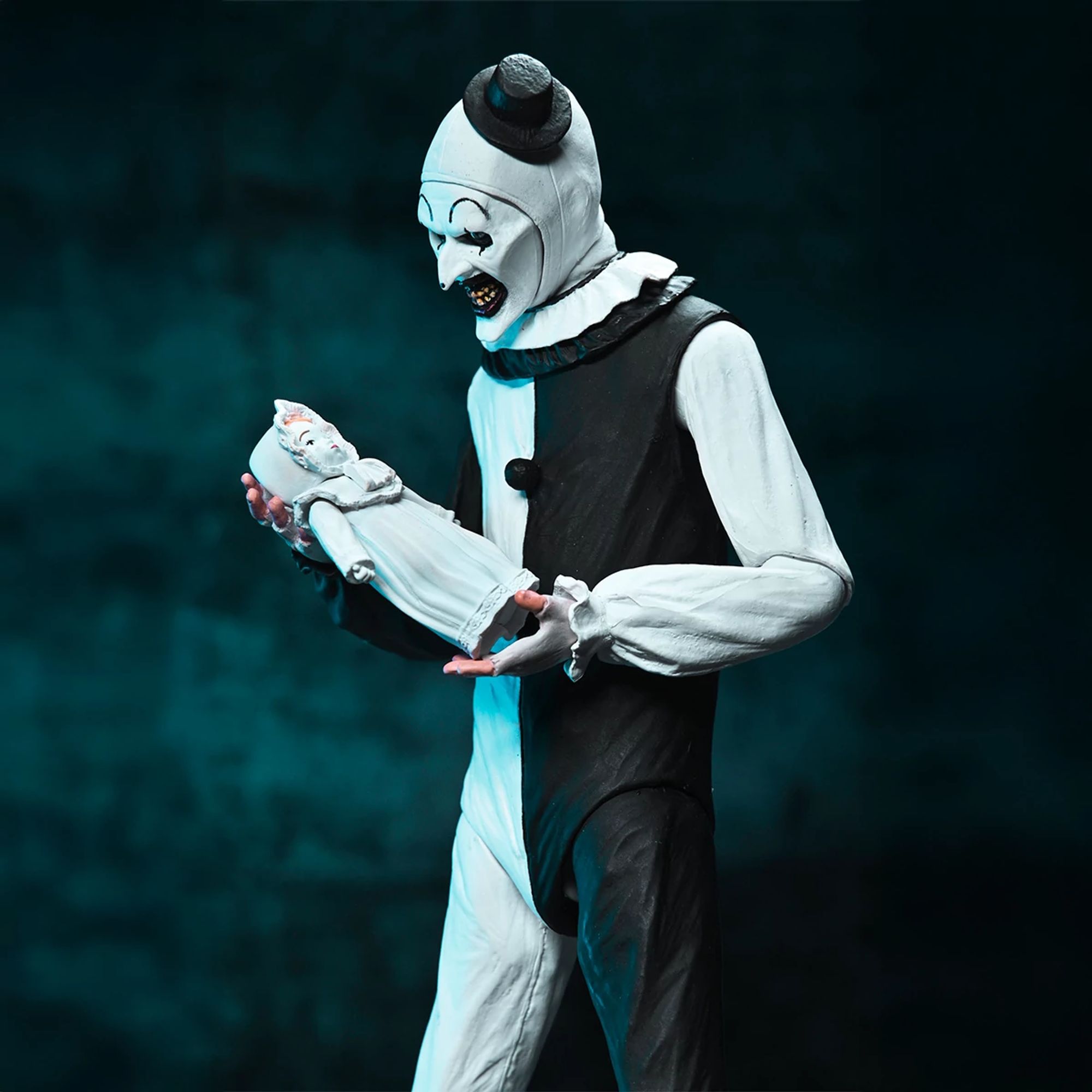 TERRIFIER - 7" SCALE ACTION FIGURE - ULTIMATE ART THE CLOWN