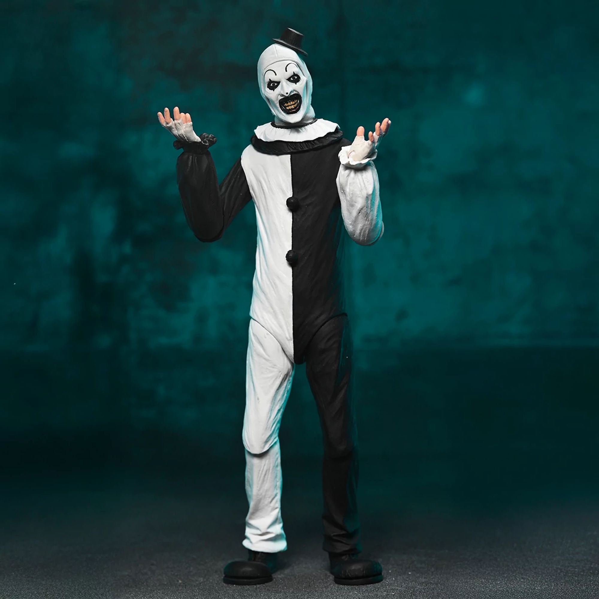 TERRIFIER - 7" SCALE ACTION FIGURE - ULTIMATE ART THE CLOWN
