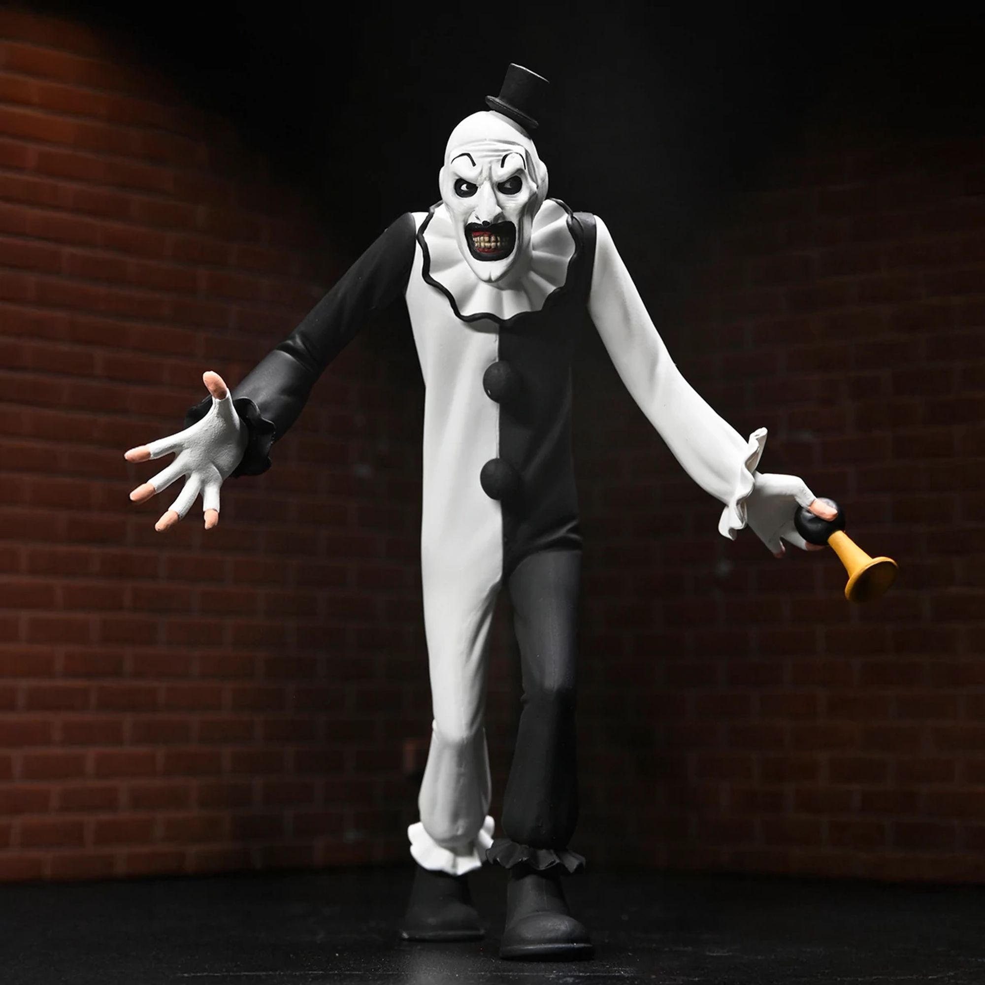TERRIFIER - 6" SCALE ACTION FIGURE - TOONY TERRORS ART THE CLOWN