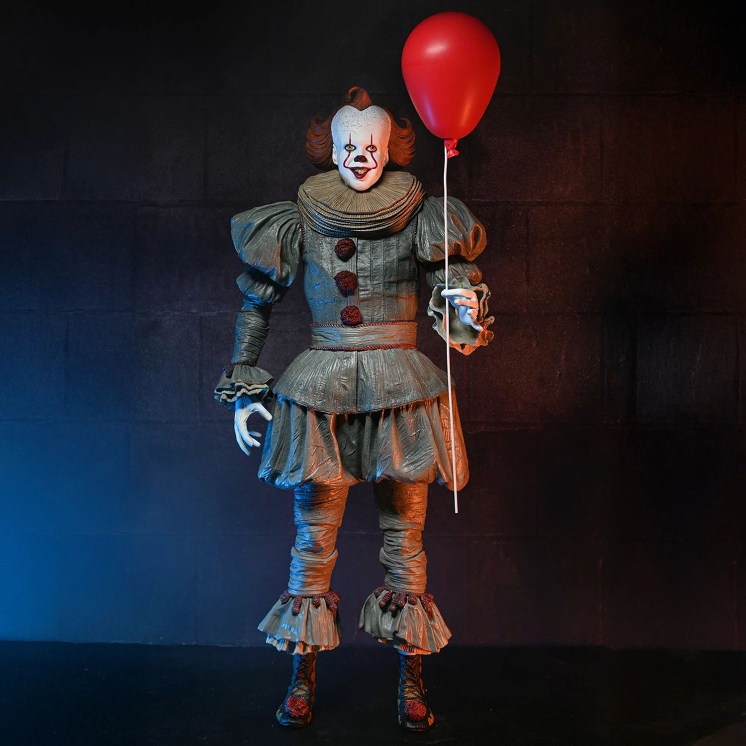 WELCOME TO DERRY - 1/4 SCALE FIGURE – PENNYWISE