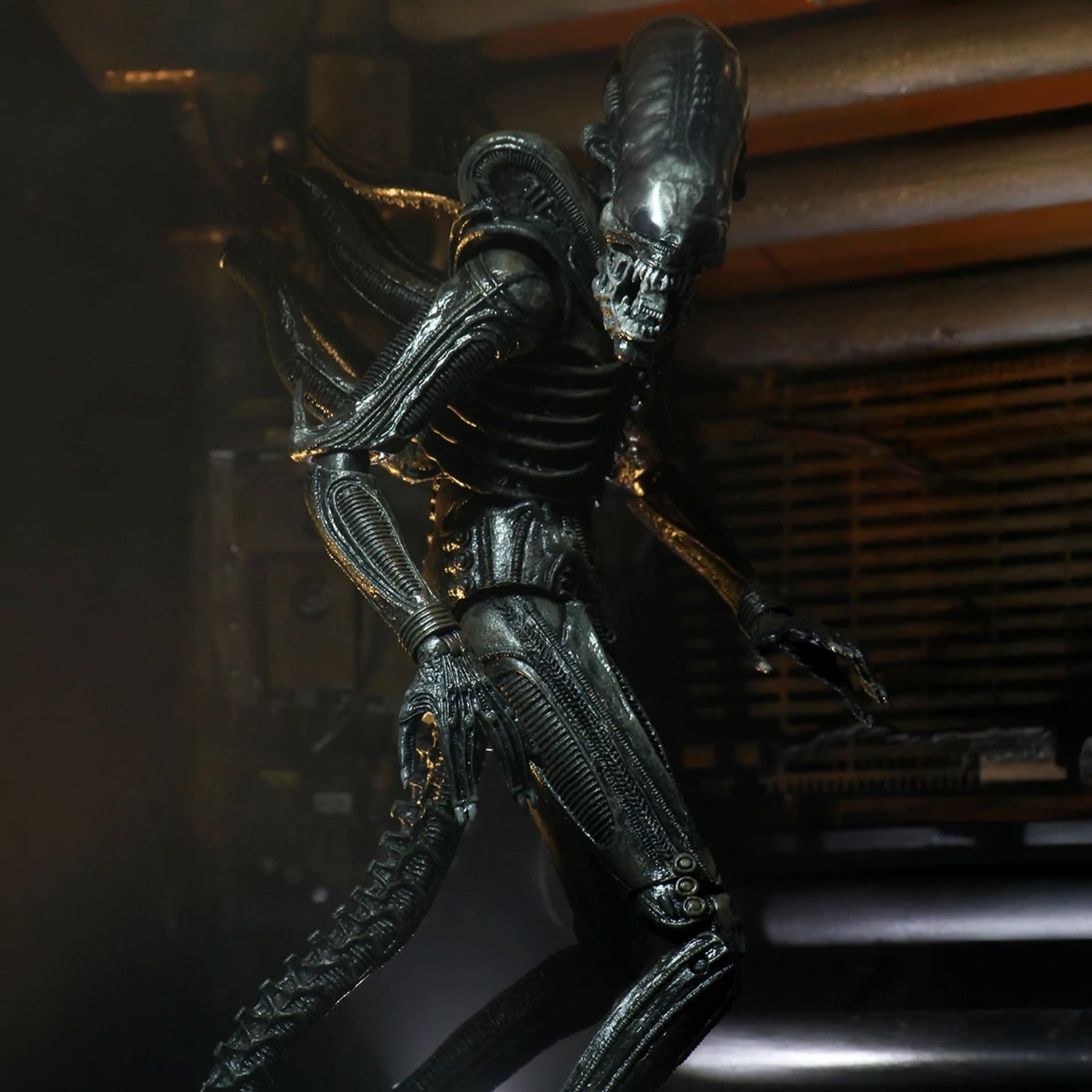 ALIEN – 7” SCALE ACTION FIGURE – ULTIMATE 40TH ANNIVERSARY BIG CHAP