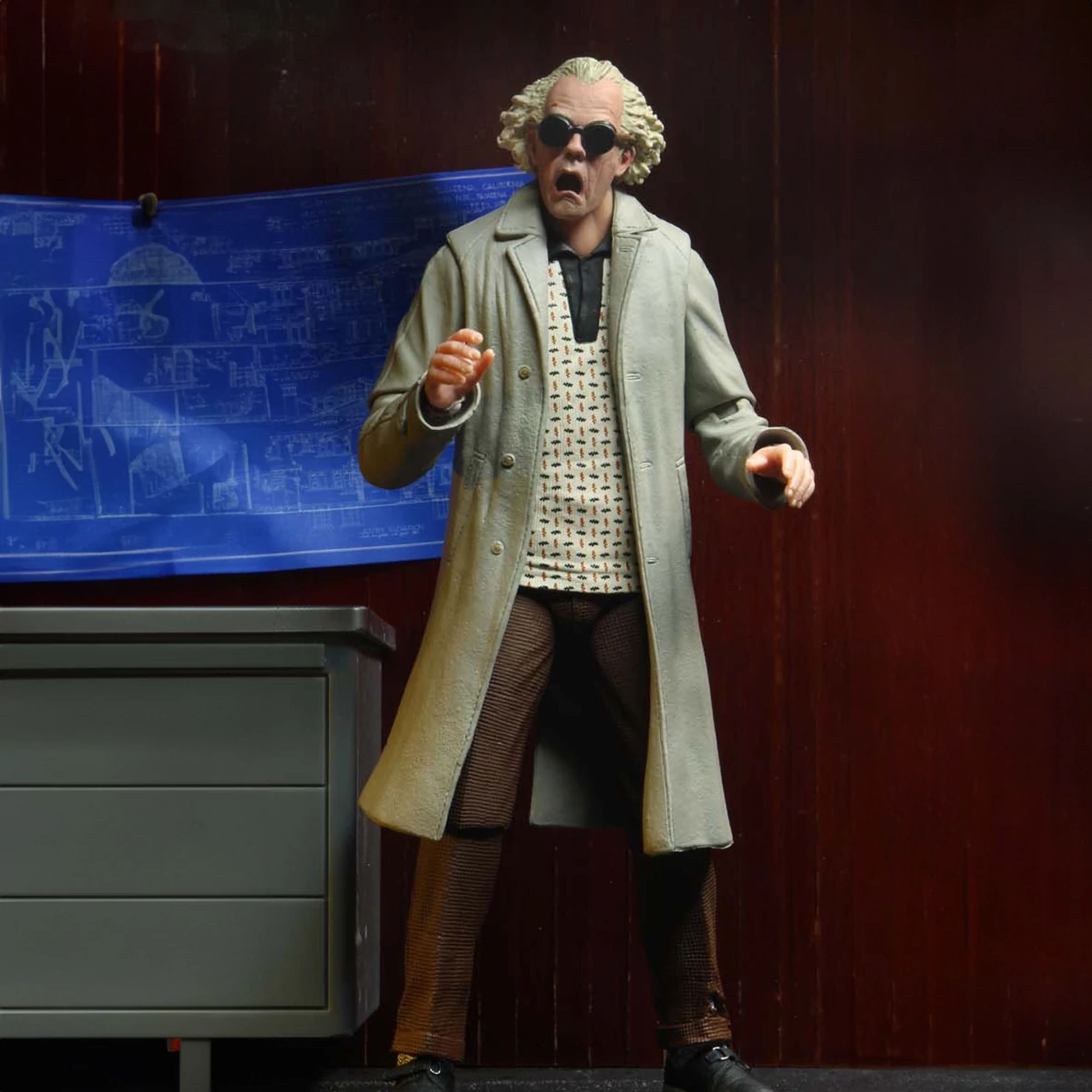 BACK TO THE FUTURE – 7” SCALE ACTION FIGURE – ULTIMATE DOC BROWN