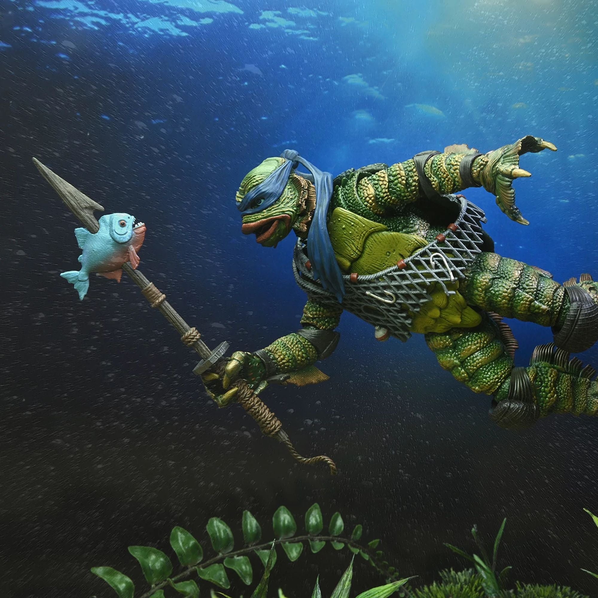 UNIVERSAL MONSTERS X TEENAGE MUTANT NINJA TURTLES - 7’’ SCALE ACTION FIGURE - LEONARDO CREATURE BLACK LAGOON