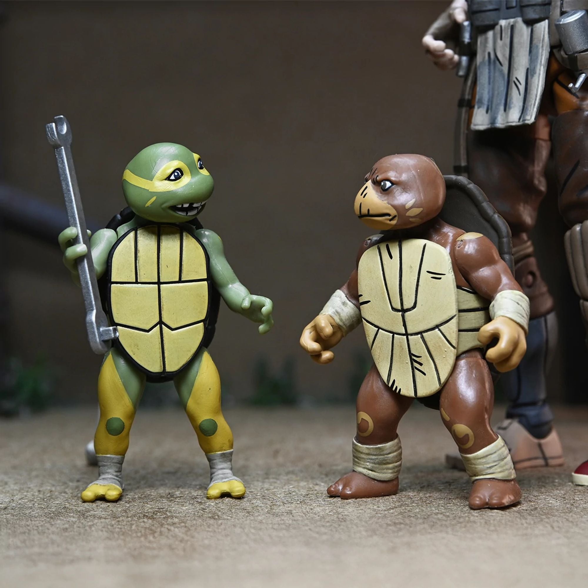 TEENAGE MUTANT NINJA TURTLES (THE LAST RONIN- THE LOST YEARS) - 7” SCALE ACTION FIGURE - GRAMMY APRIL