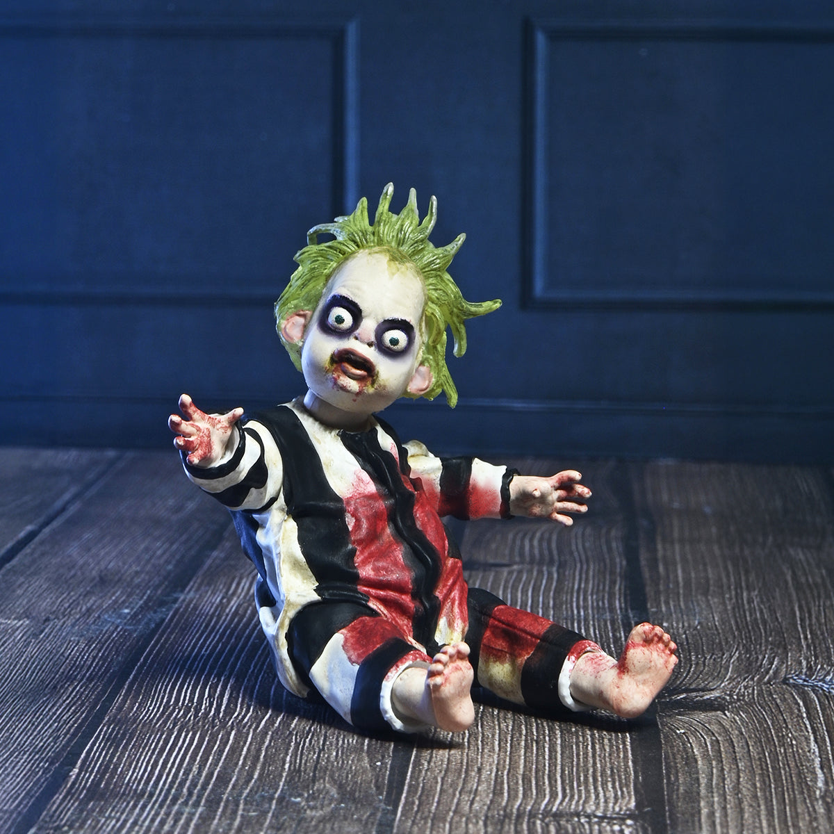 BEETLEJUICE BEETLEJUICE - 7" SCALE ACTION FIGURE - ULTIMATE "RED TUXEDO" BEETLEJUICE