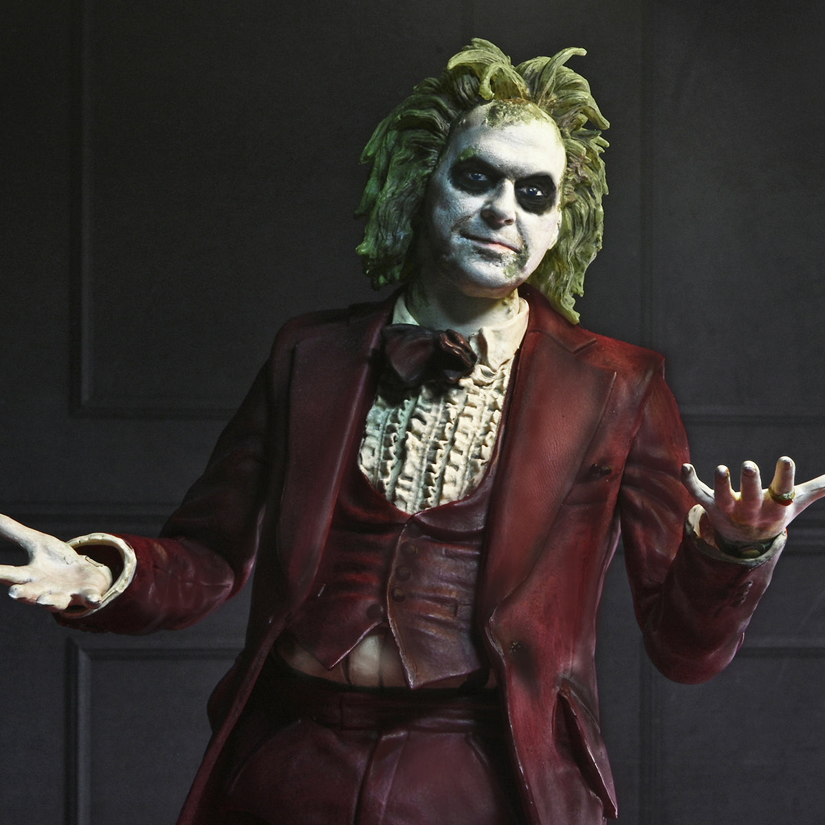 BEETLEJUICE BEETLEJUICE - 7" SCALE ACTION FIGURE - ULTIMATE "RED TUXEDO" BEETLEJUICE