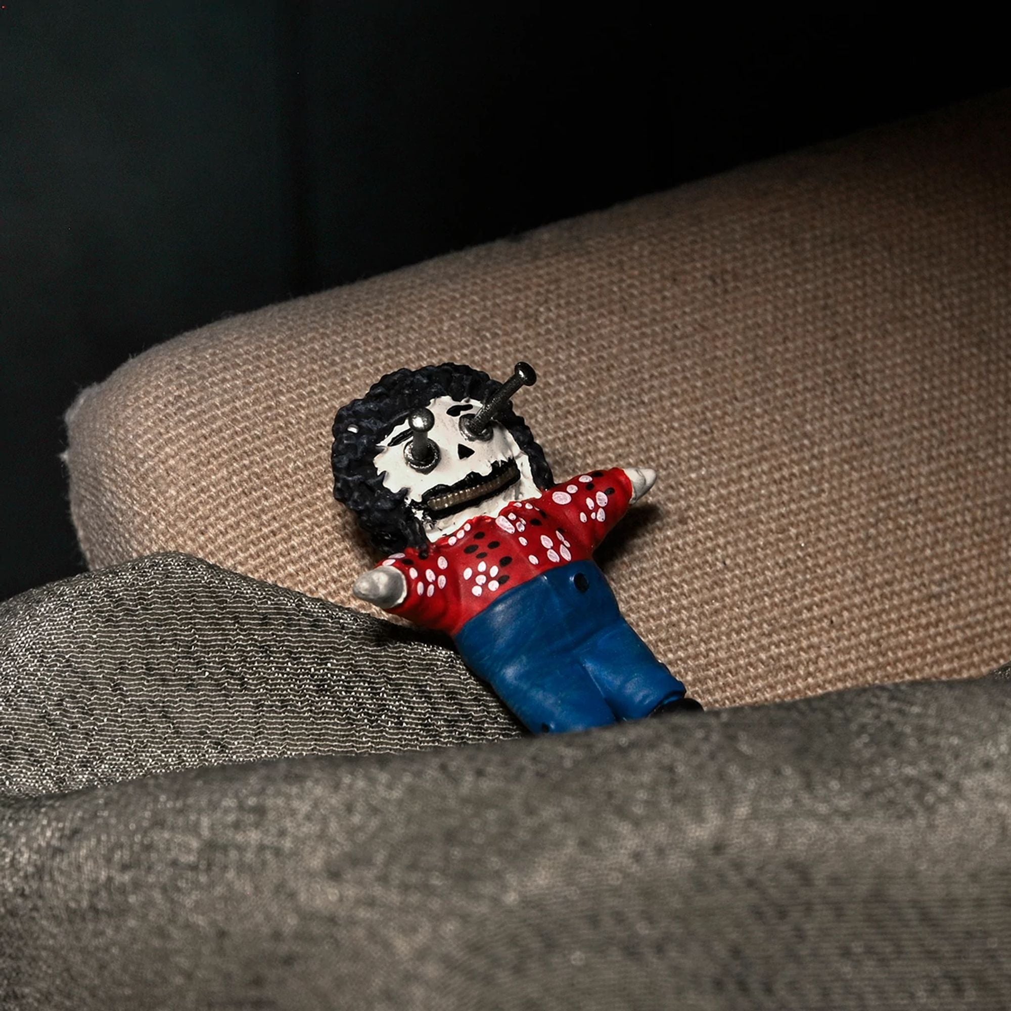 HALLOWEEN RESURRECTION - 7" SCALE ACTION FIGURE - ULTIMATE MICHAEL MYERS