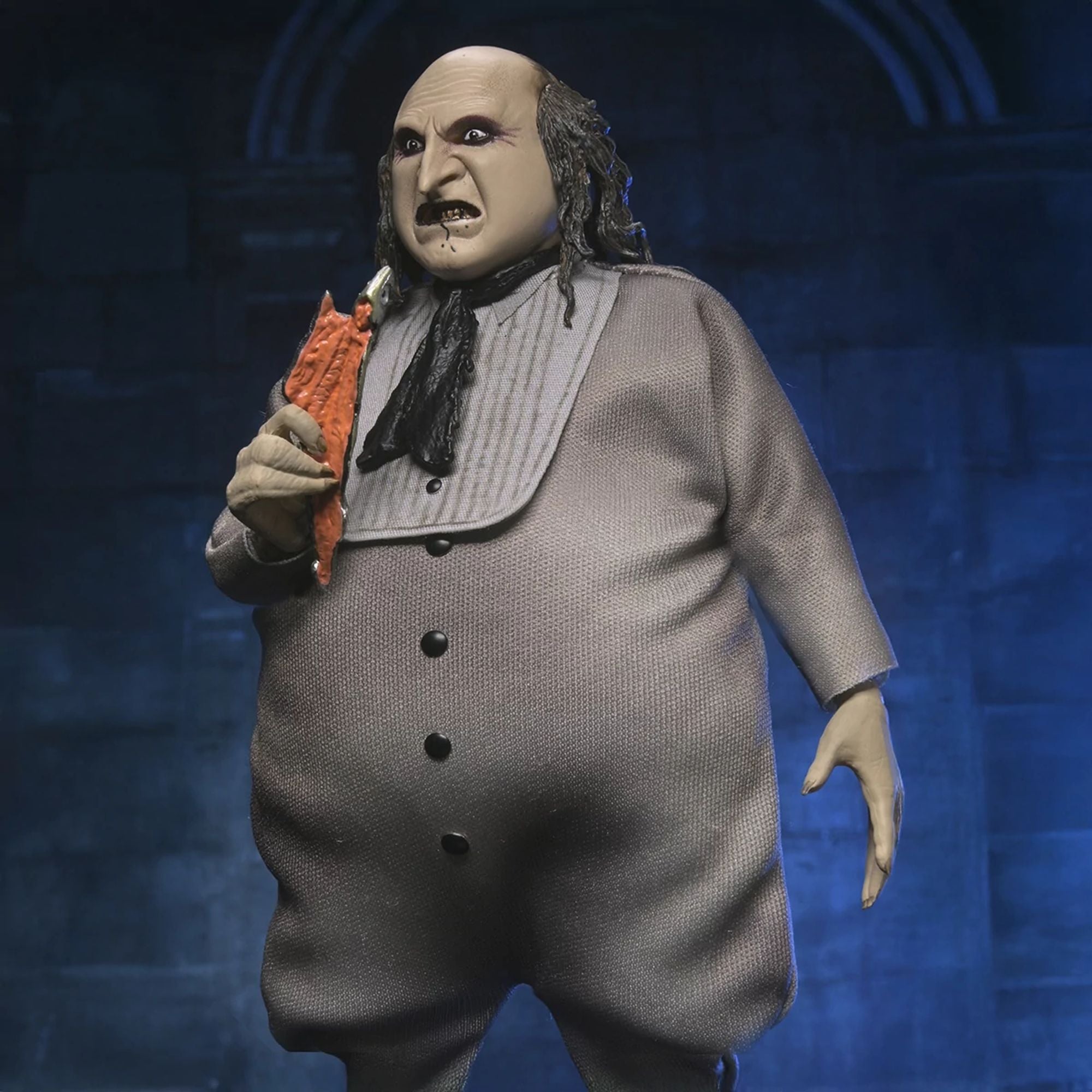 BATMAN RETURNS - 8” CLOTHED ACTION FIGURE – THE PENGUIN