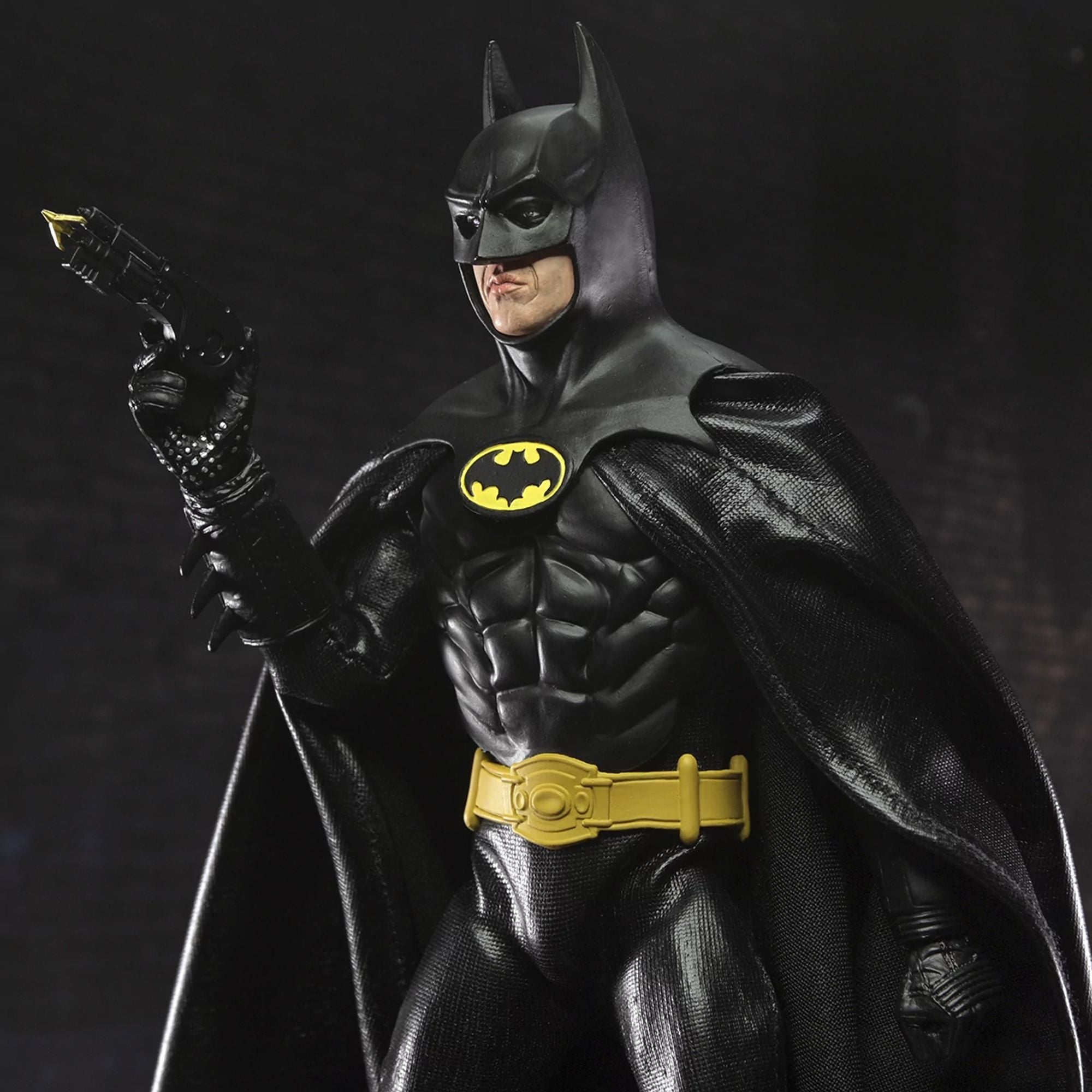 BATMAN (1989 FILM) - 8” CLOTHED ACTION FIGURE - BATMAN