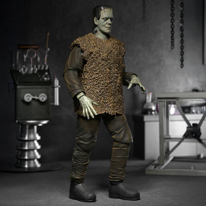 UNIVERSAL MONSTERS: SON OF FRANKENSTEIN - 7 INCH SCALE ACTION FIGURE - ULTIMATE FRANKENSTEIN&