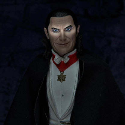 UNIVERSAL MONSTERS - 7&quot; ACTION FIG - ULTIMATE DRACULA (TRANSYLVANIA)