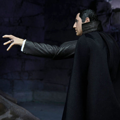 UNIVERSAL MONSTERS - 7&quot; ACTION FIG - ULTIMATE DRACULA (TRANSYLVANIA)