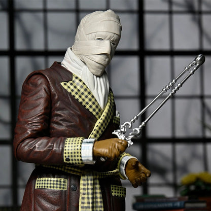 UNIVERSAL MONSTERS - 7” SCALE ACTION FIGURE - ULTIMATE INVISIBLE MAN FIGURE “KEMP HOUSE” (COLOR)