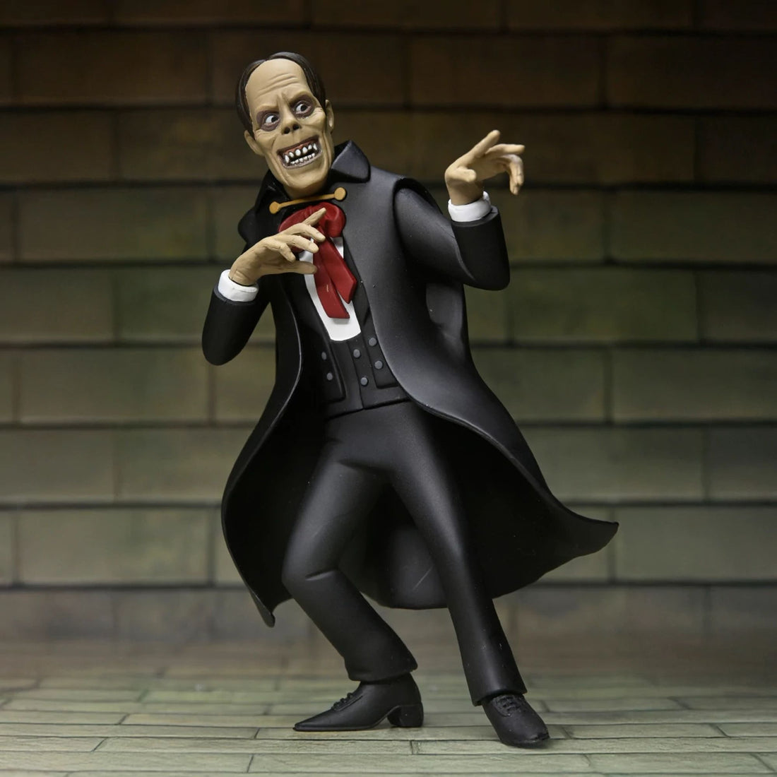 PHANTOM OF THE OPERA (1925) 6” SCALE ACTION FIGURE - TOONY TERRORS PHANTOM OF THE OPERA