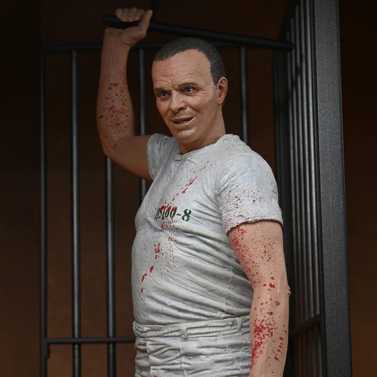 SILENCE OF THE LAMBS - 7&quot; SCALE ACTION FIGURE - DR. HANNIBAL LECTER (PRISON ESCAPE)