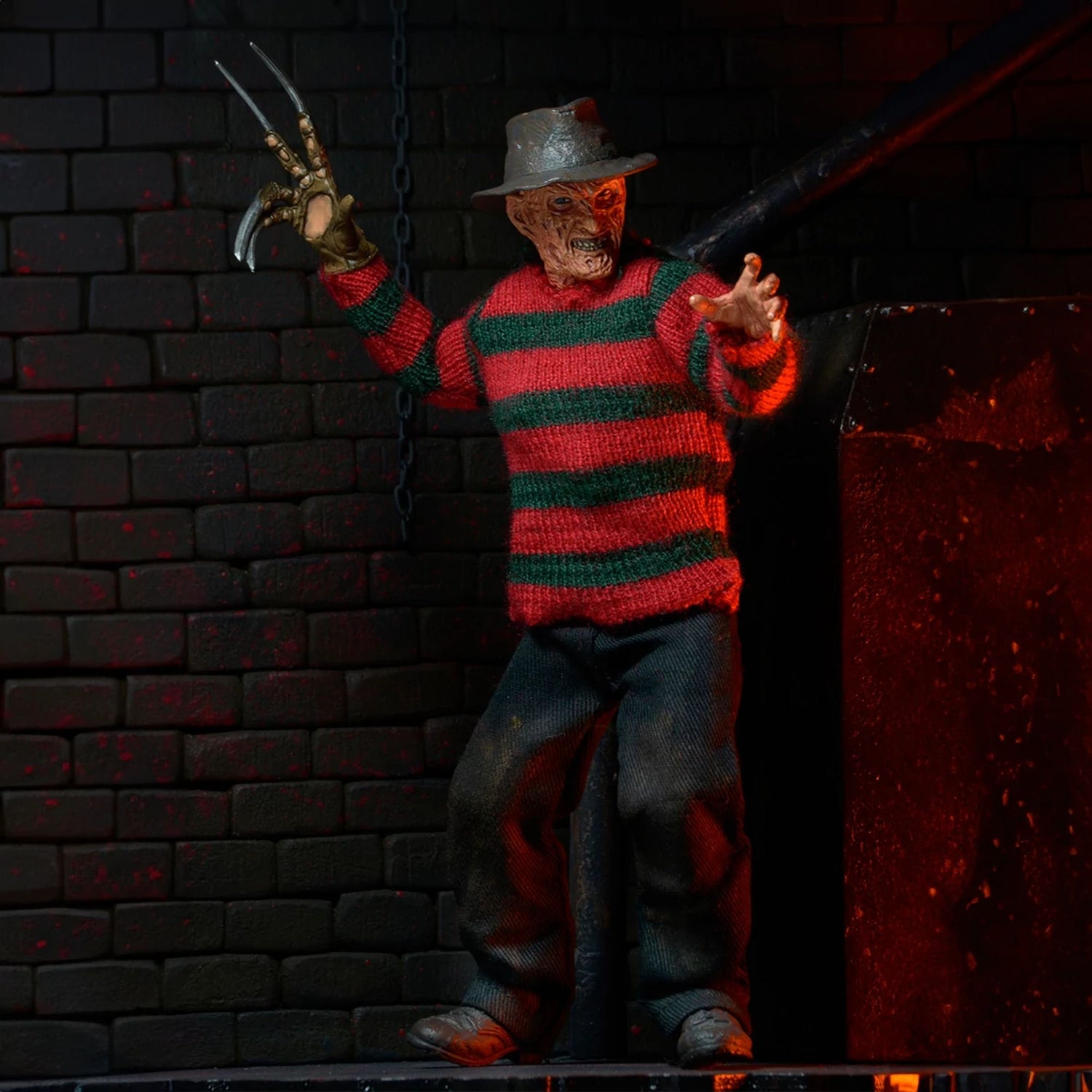 NIGHTMARE ON ELM STREET - 8” CLOTHED FIGURE - DREAM WARRIORS FREDDY