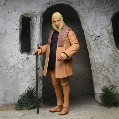 PLANET OF THE APES – 7” SCALE ACTION FIGURE – Dr. Zaius Legacy Series