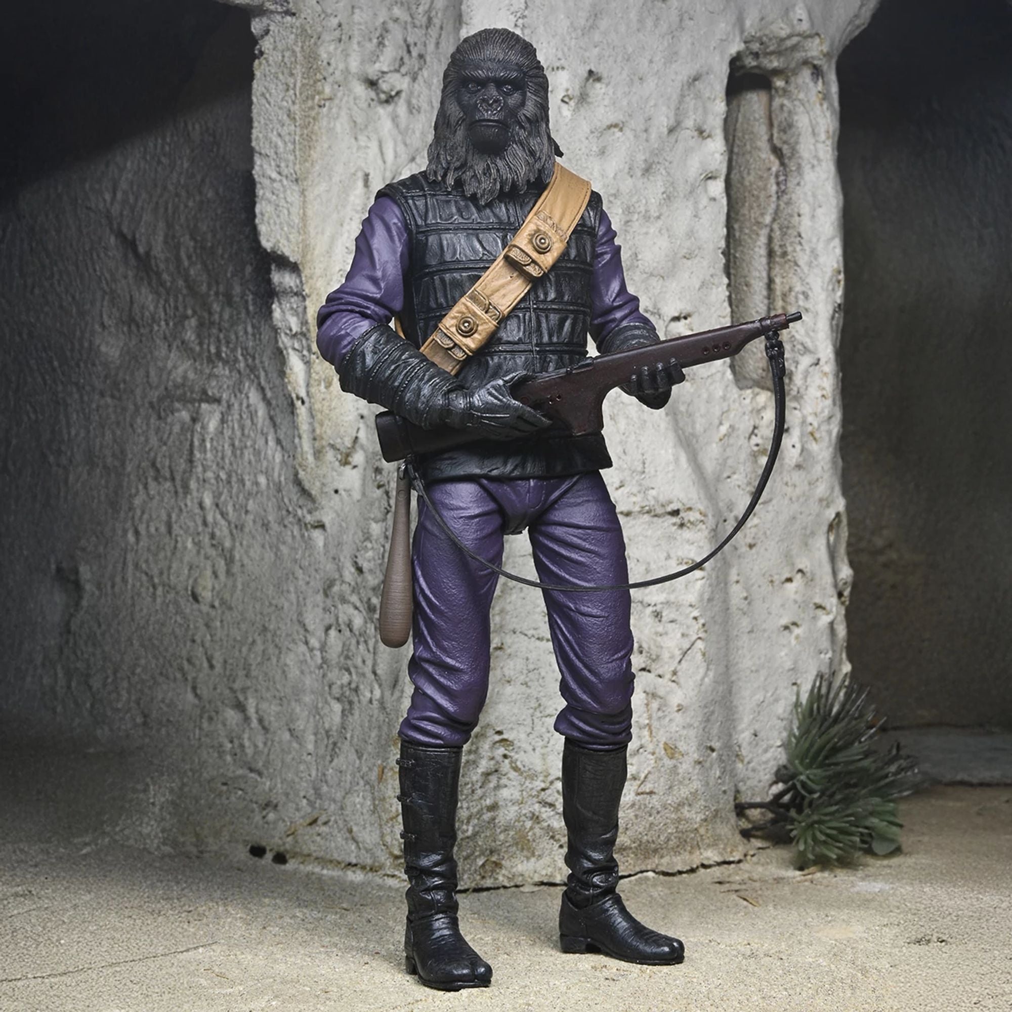 PLANET OF THE APES - 7” SCALE ACTION FIGURE - ULTIMATE GORILLA SOLDIER