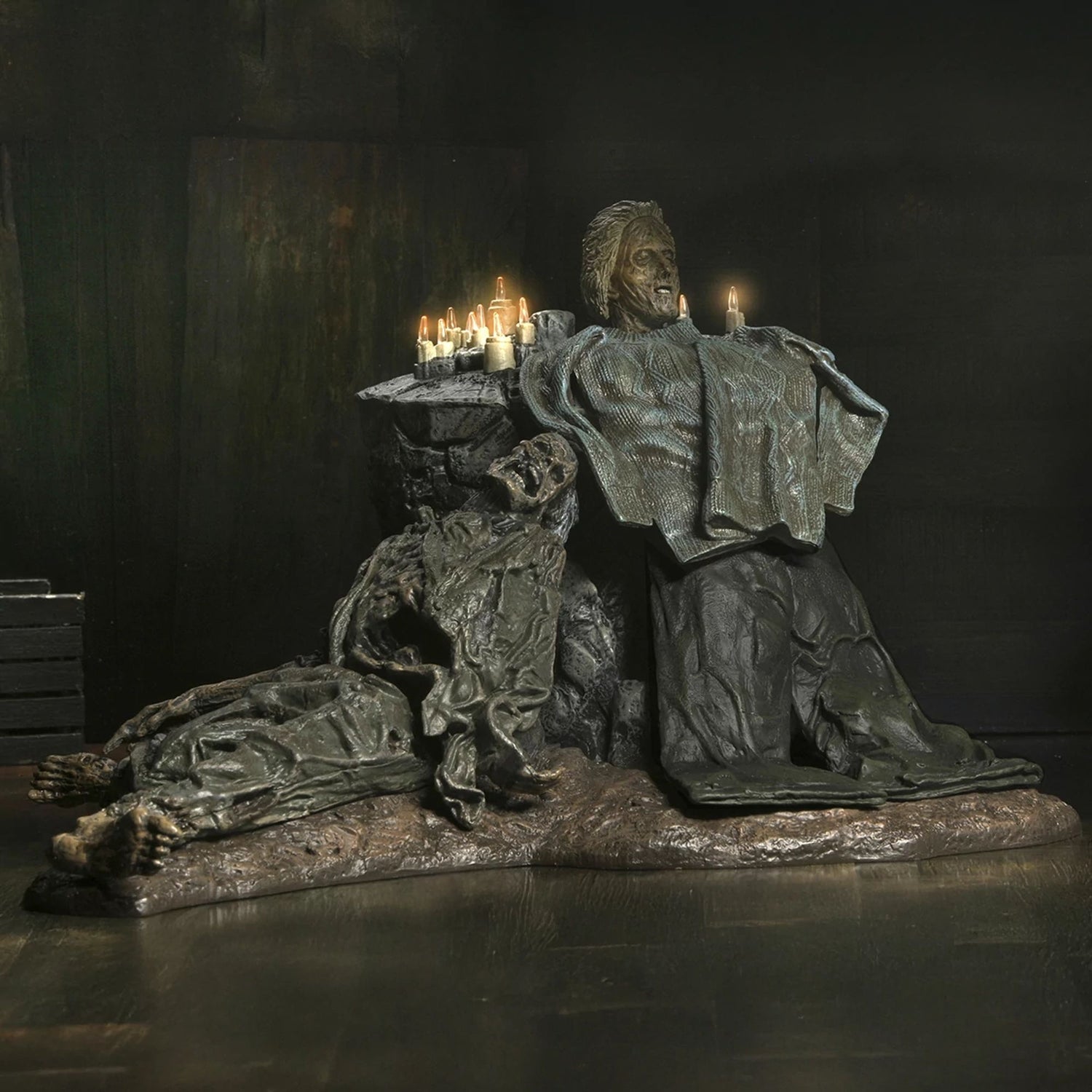 FRIDAY THE 13TH THE GAME - DIORAMA - PAMELA SHRINE