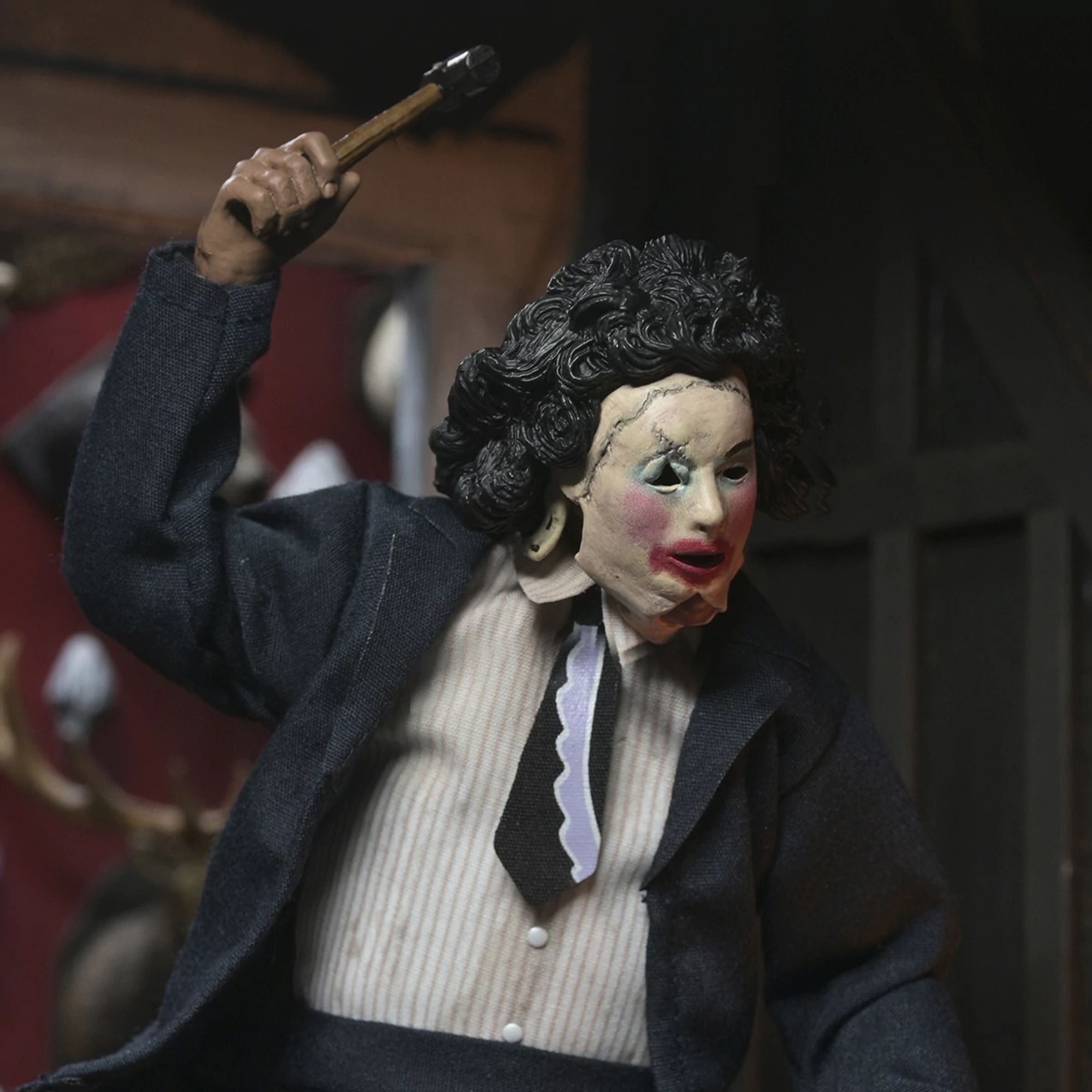 TEXAS CHAINSAW MASSACRE - 8” CLOTHED FIGURE - LEATHERFACE WITH PRETTY WOMAN MASK IN WINDOW BOX