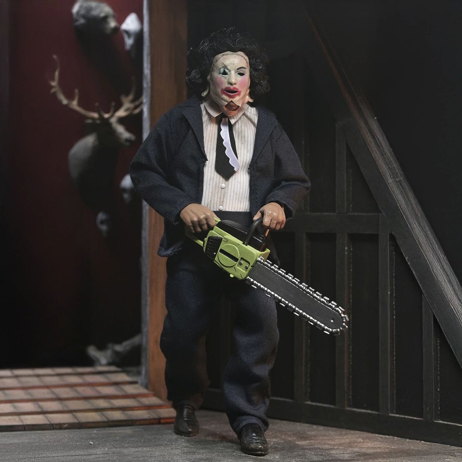 TEXAS CHAINSAW MASSACRE - 8” CLOTHED FIGURE - LEATHERFACE WITH PRETTY WOMAN MASK IN WINDOW BOX