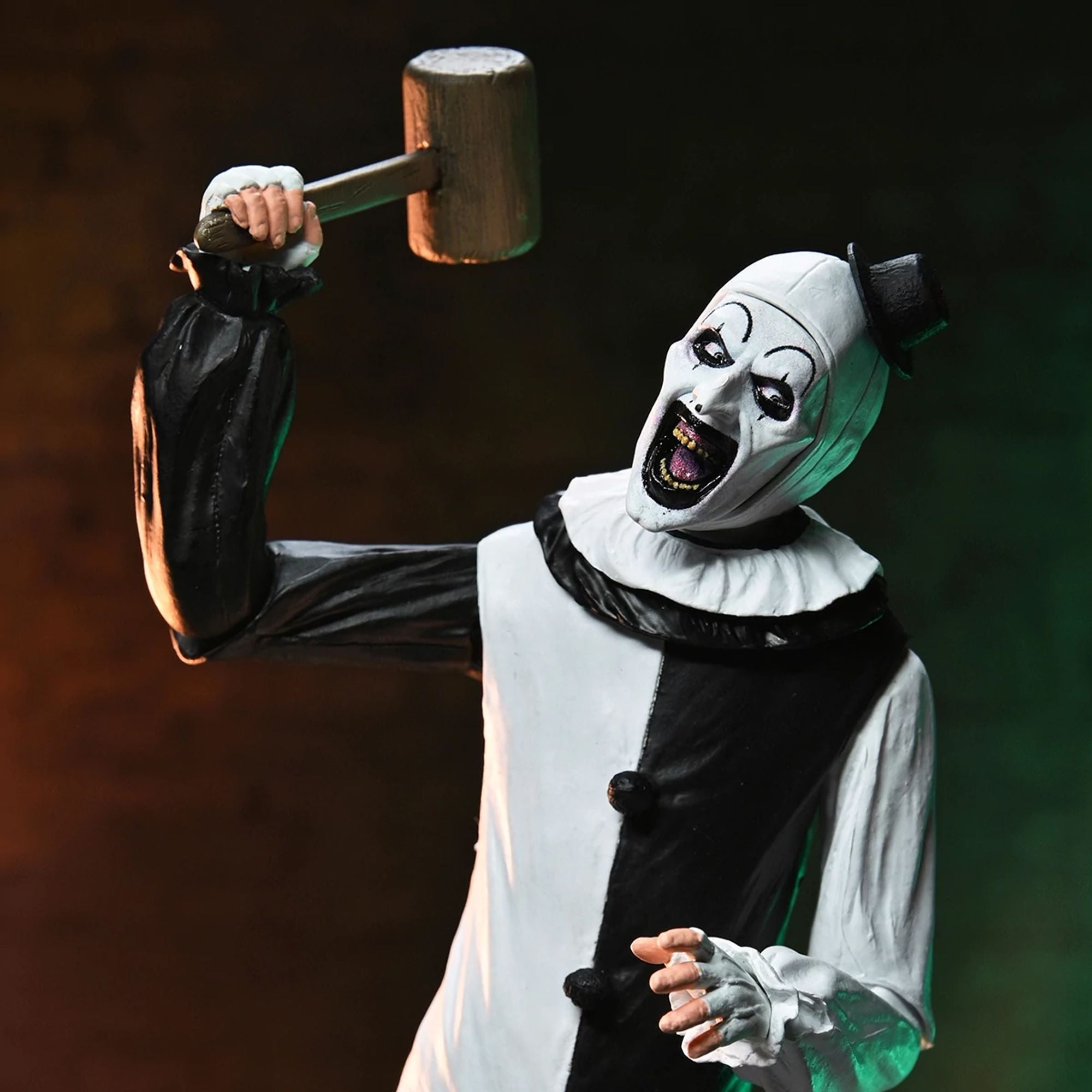 TERRIFIER 2 - 7" SCALE ACTION FIGURE - ULTIMATE ART THE CLOWN &amp; LITTLE PALE GIRL 2 PACK
