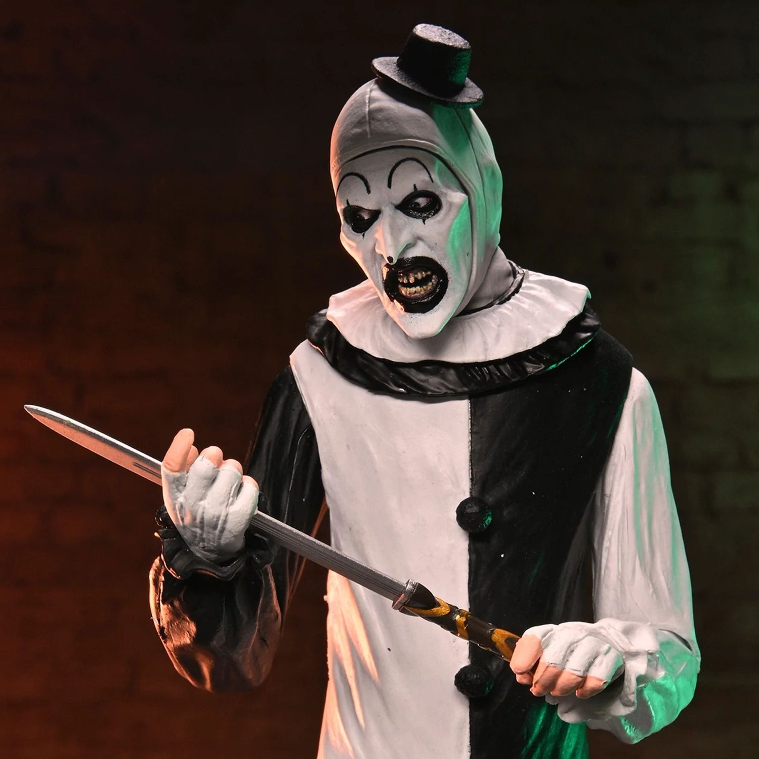 TERRIFIER 2 - 7" SCALE ACTION FIGURE - ULTIMATE ART THE CLOWN &amp; LITTLE PALE GIRL 2 PACK
