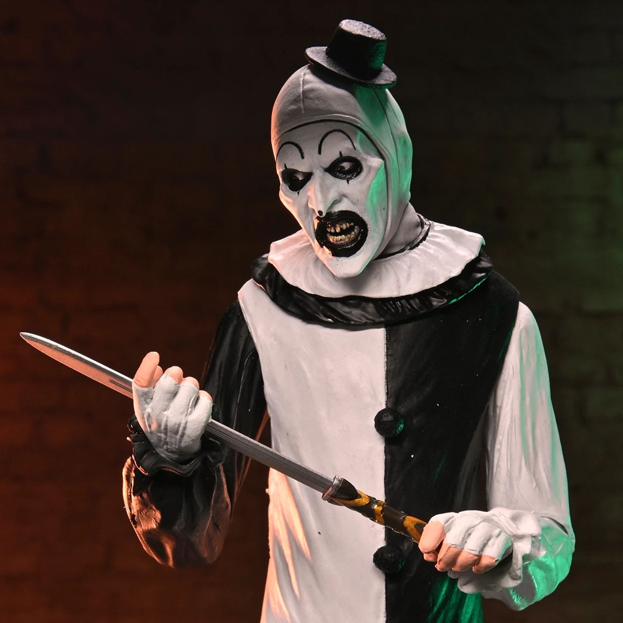 TERRIFIER 2 - 7" SCALE ACTION FIGURE - ULTIMATE ART THE CLOWN &amp; LITTLE PALE GIRL 2 PACK