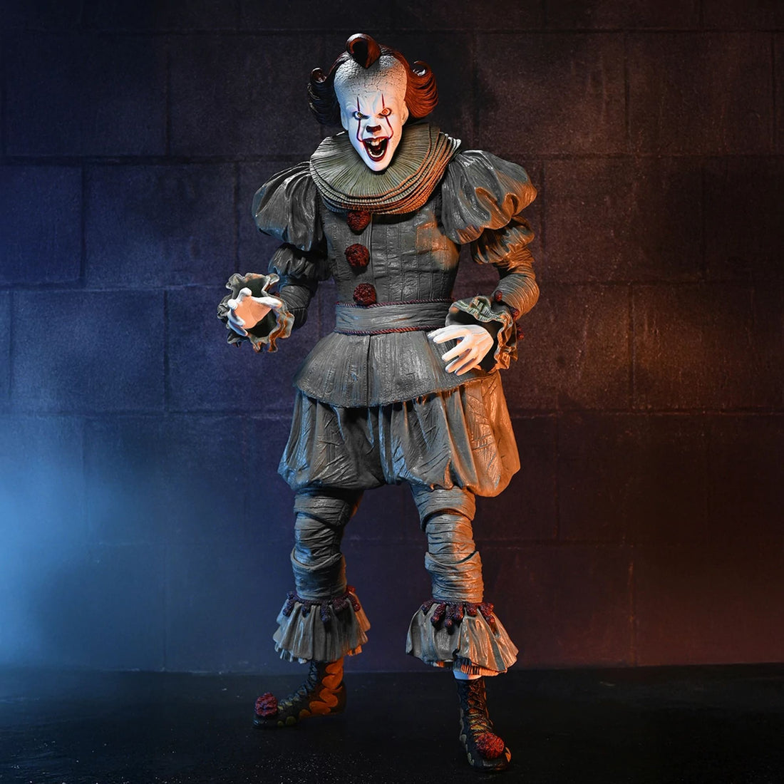 WELCOME TO DERRY - 1/4 SCALE FIGURE – PENNYWISE