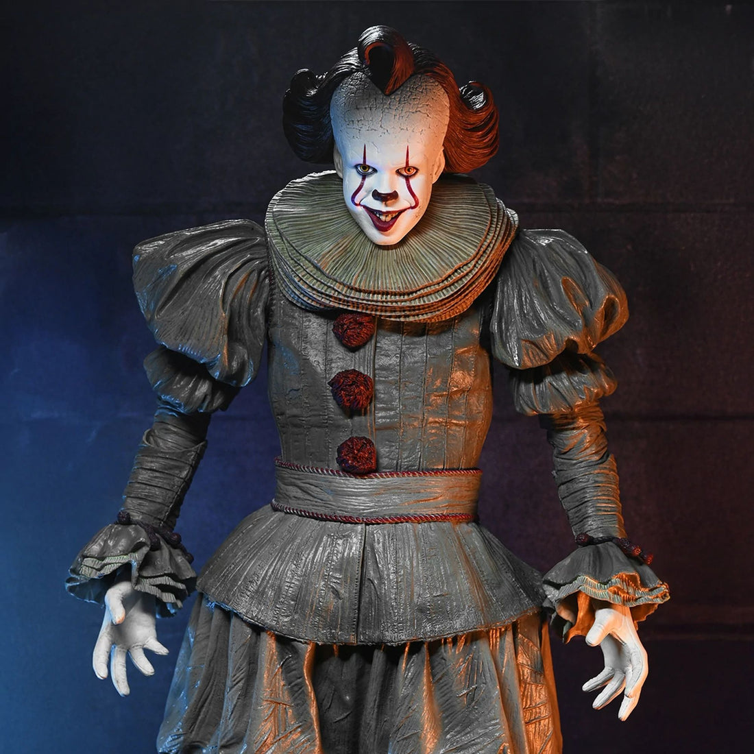 WELCOME TO DERRY - 1/4 SCALE FIGURE – PENNYWISE