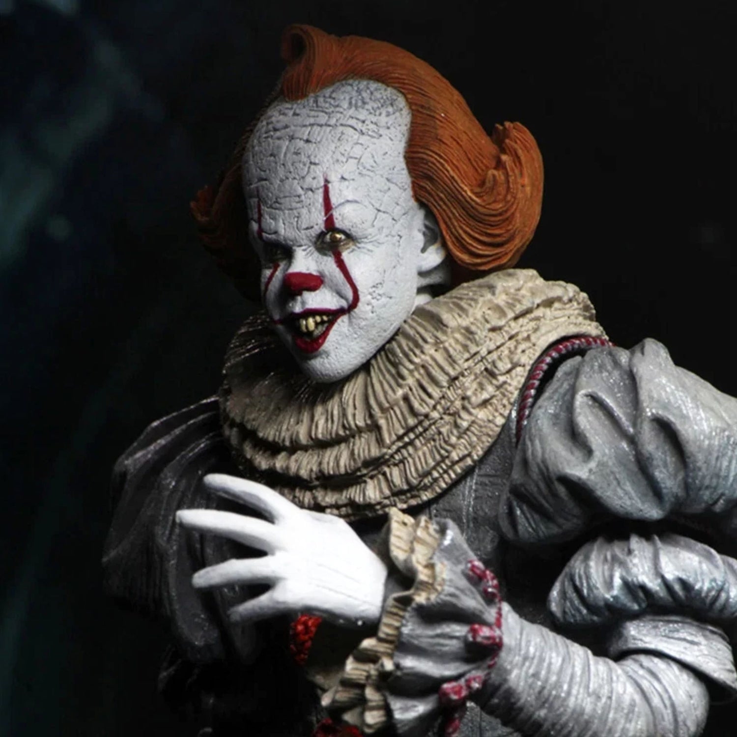 IT CHAPTER 2 - 7&quot; SCALE ACTION FIGURE - ULTIMATE PENNYWISE (2019 MOVIE)