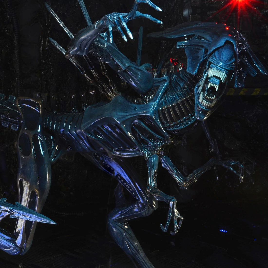 ALIENS - ULTRA DELUXE BOXED FIGURE - ALIEN QUEEN