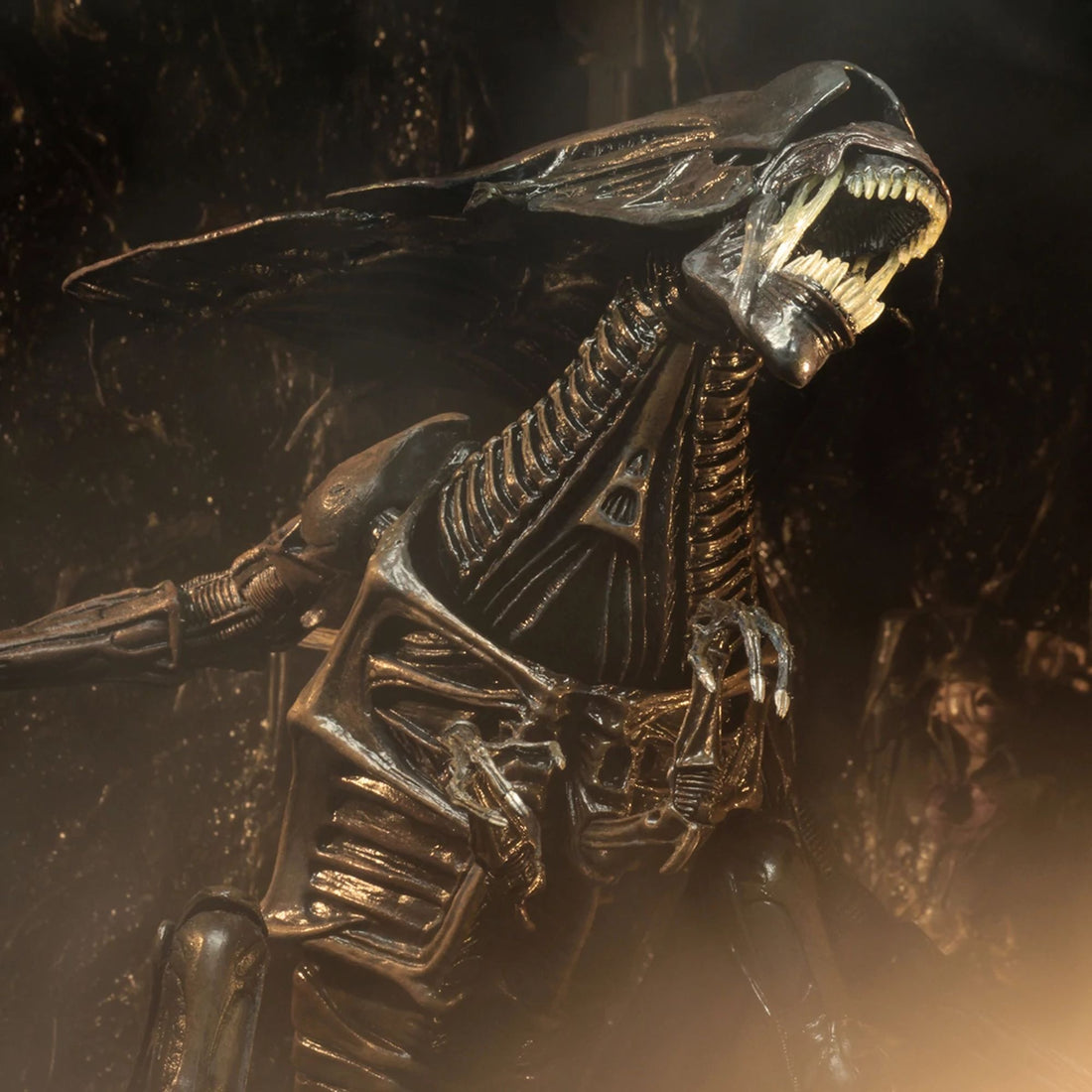 ALIEN RESURRECTION - ULTRA DELUXE BOXED FIGURE - ALIEN RESURRECTION DELUXE QUEEN