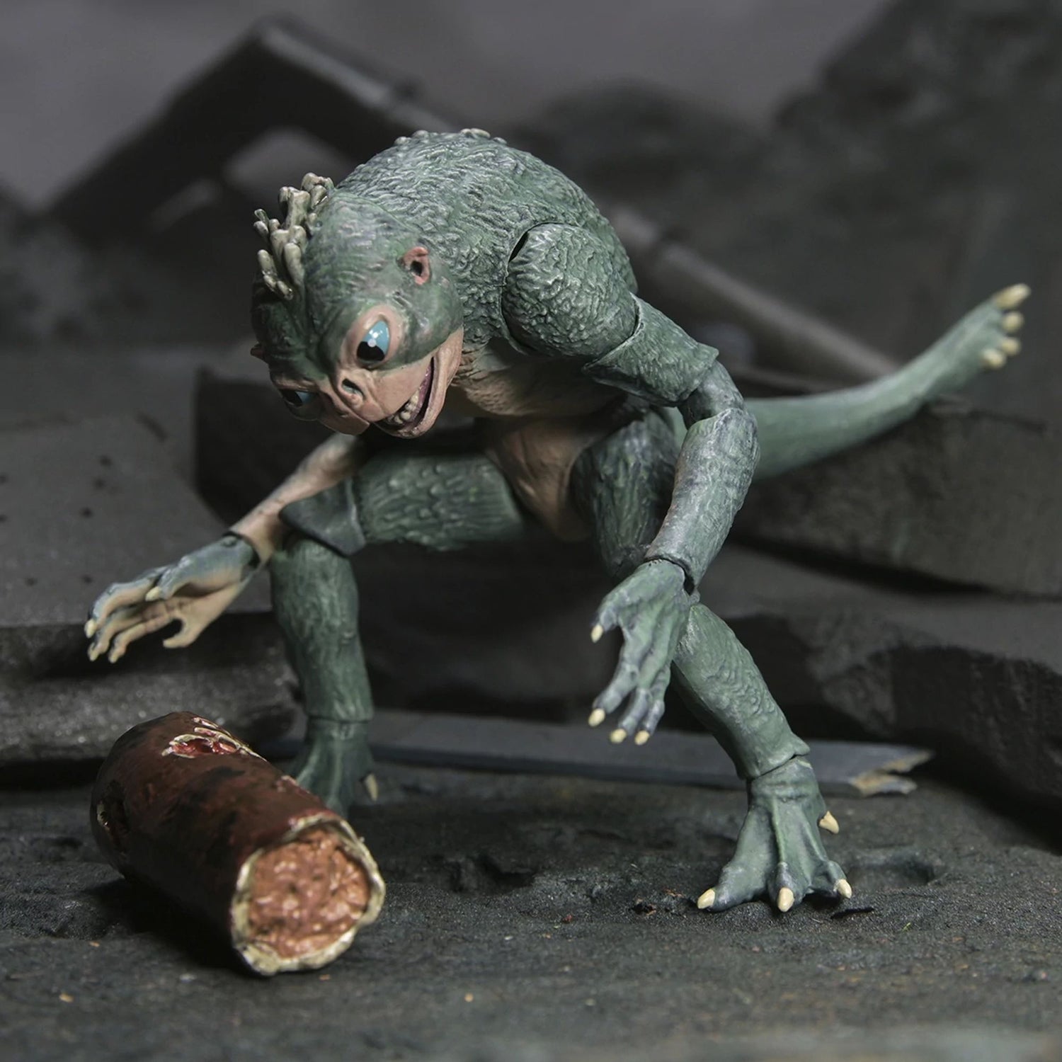 PREDATOR BADLANDS - 7" SCALE ACTION FIGURE - ULTIMATE THIA &amp; BUD