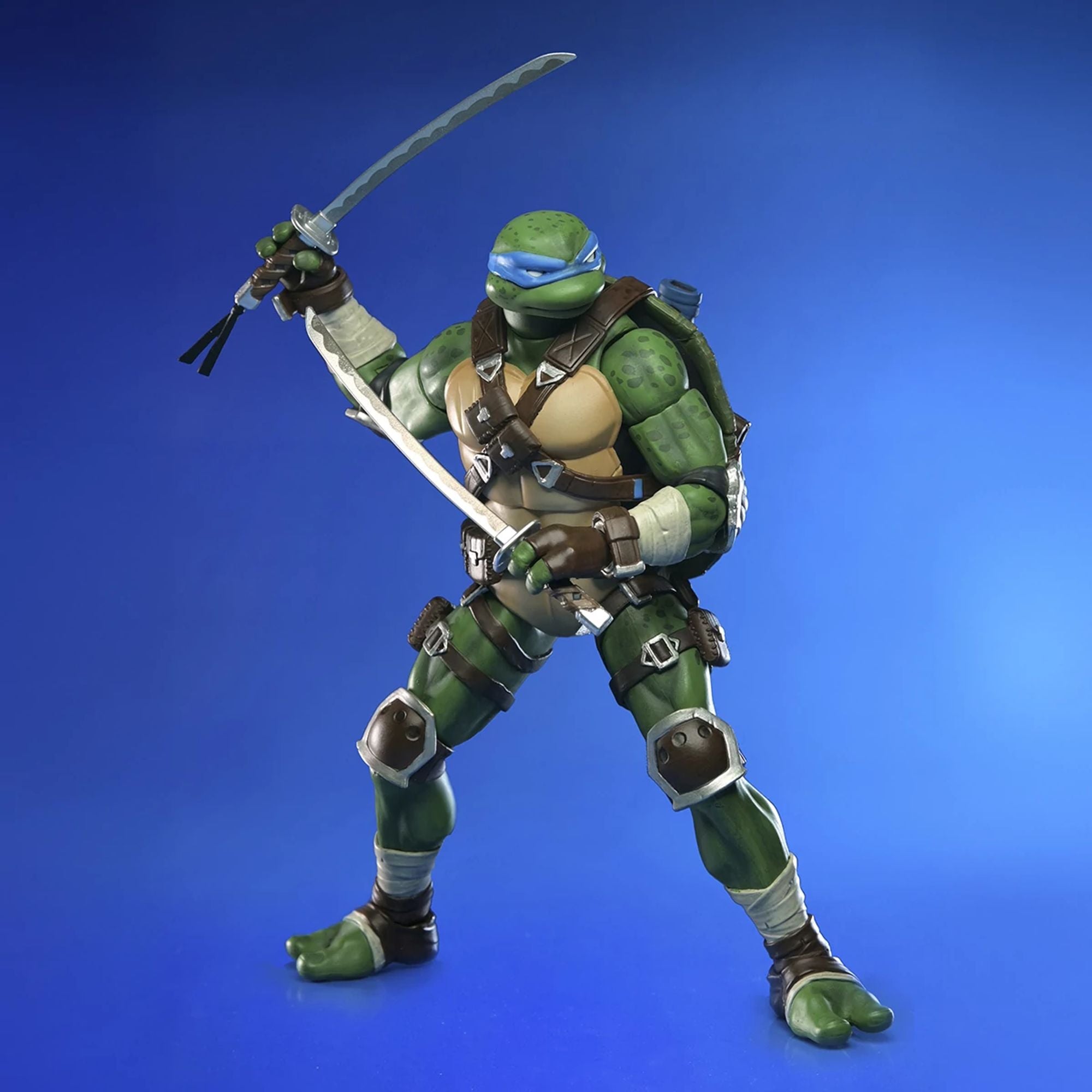 FORTNITE/TEENAGE MUTANT NINJA TURTLES - 7” SCALE ACTION FIGURE – LEONARDO