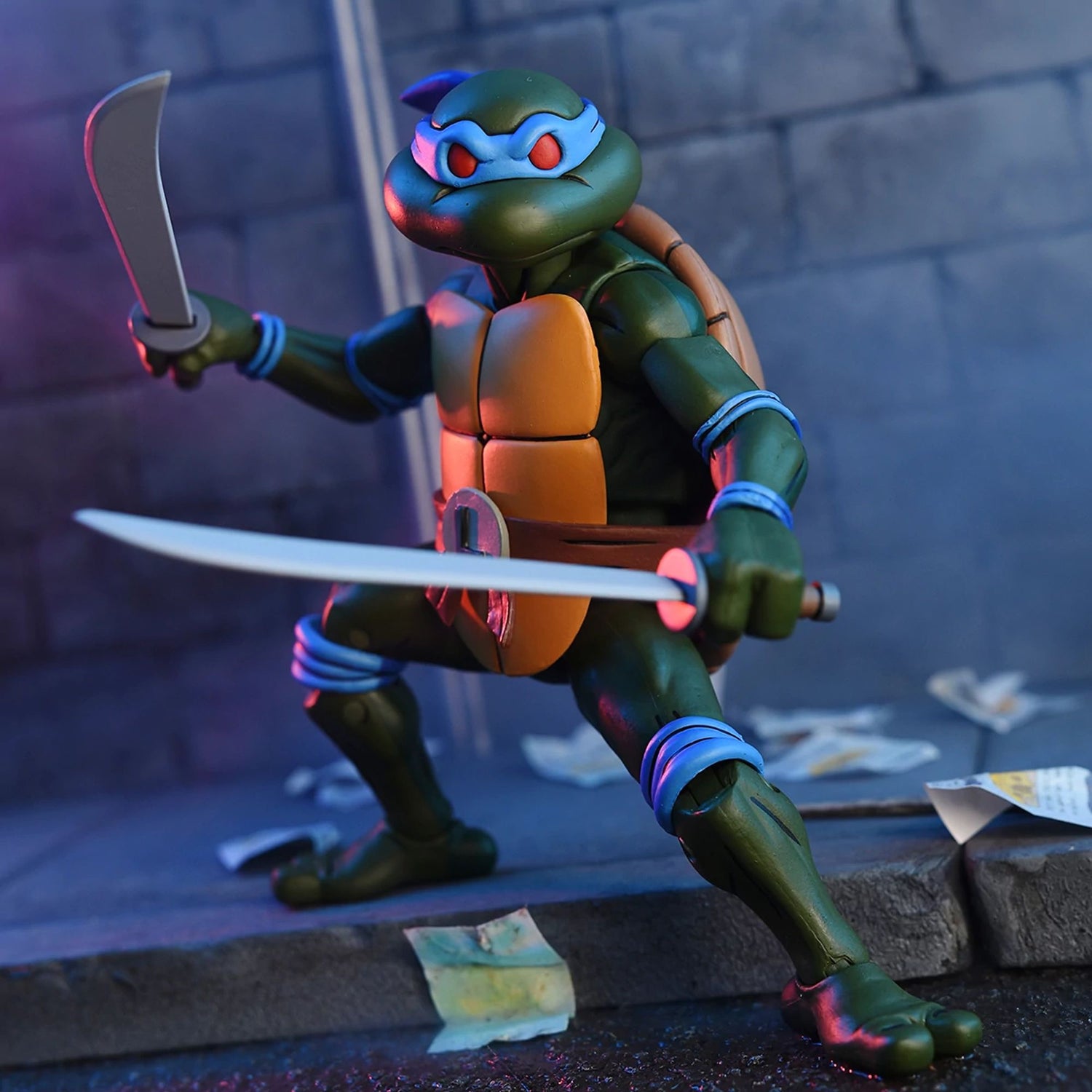 TEENAGE MUTANT NINJA TURTLES (CARTOON) – 7” SCALE ACTION FIGURE – ULTIMATE LEONARDO (VHS)