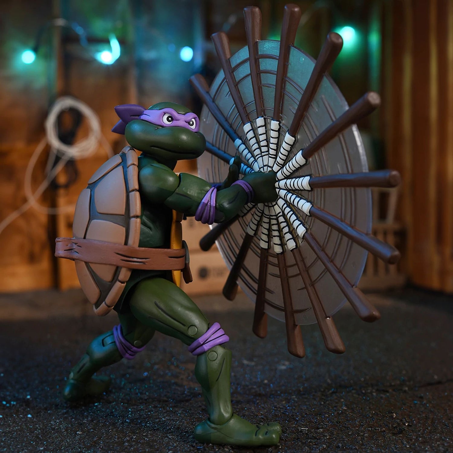 TEENAGE MUTANT NINJA TURTLES (CARTOON) – 7” SCALE ACTION FIGURE – ULTIMATE DONATELLO (VHS)