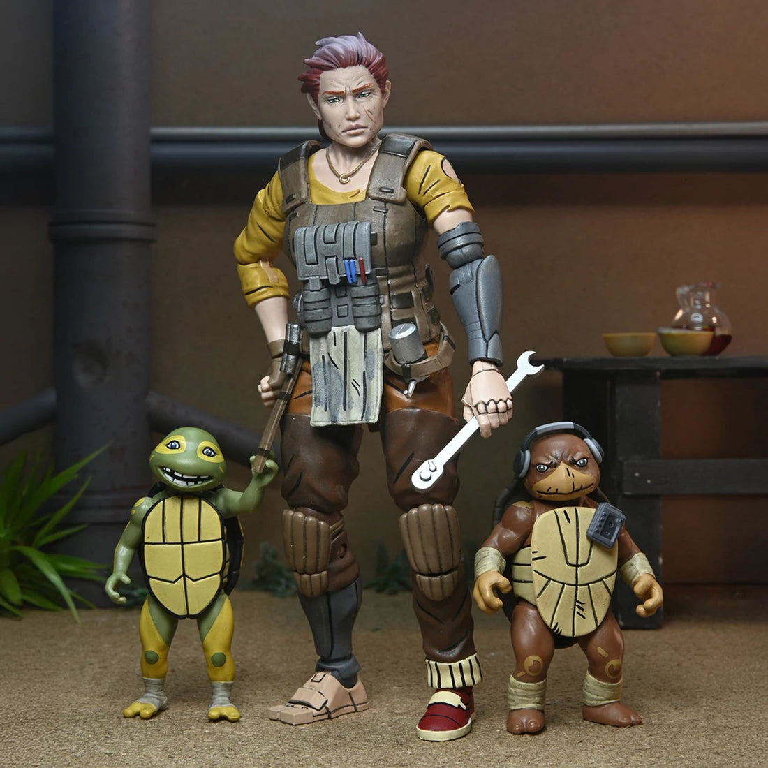 TEENAGE MUTANT NINJA TURTLES (THE LAST RONIN- THE LOST YEARS) - 7” SCALE ACTION FIGURE - GRAMMY APRIL