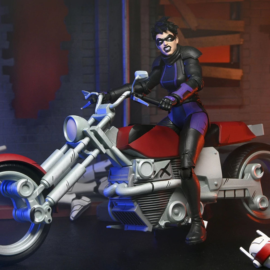 TEENAGE MUTANT NINJA TURTLES (THE LAST RONIN) - 7" SCALE ACTION FIGURE - CASEY MARIE WITH MOTORCYCLE