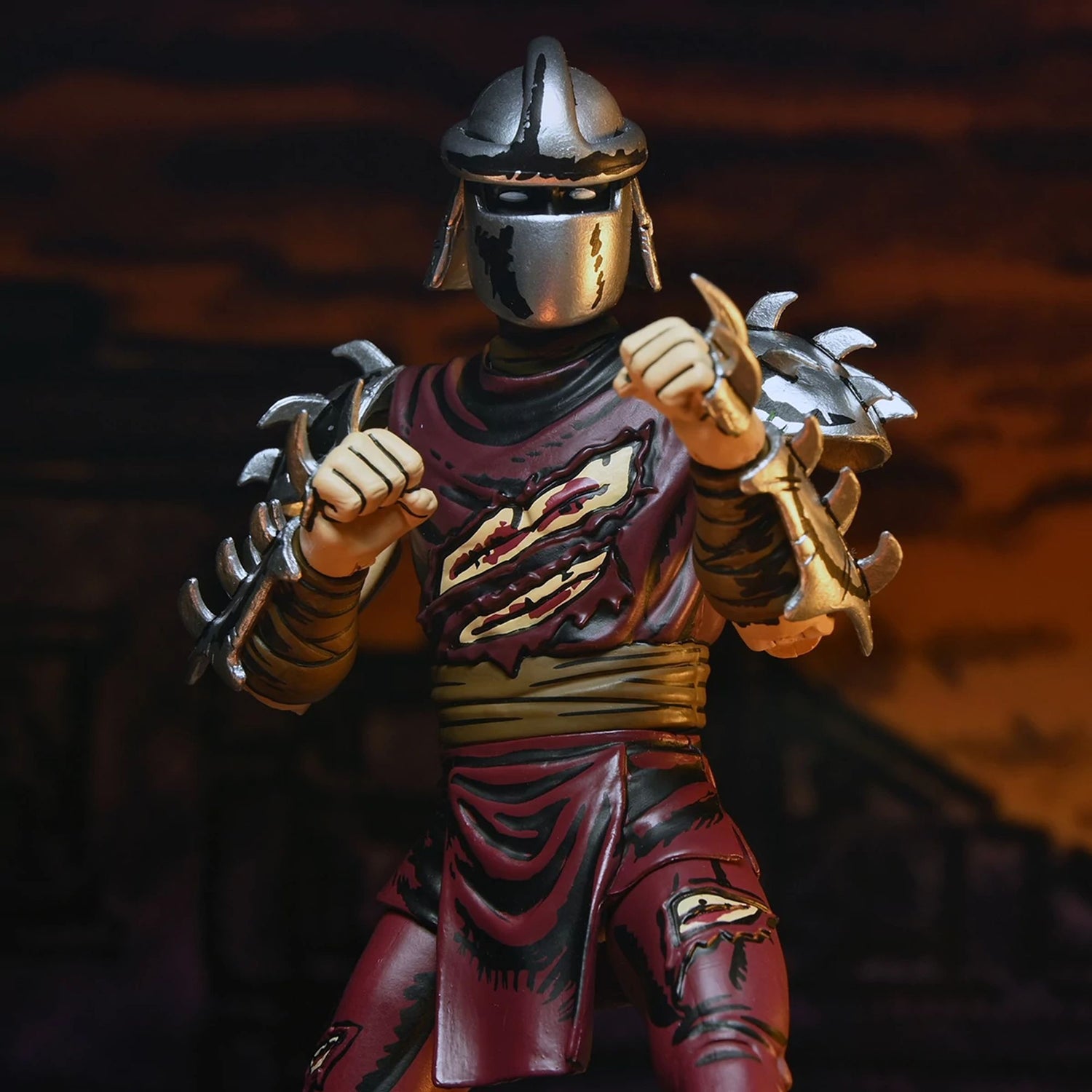 TEENAGE MUTANT NINJA TURTLES (MIRAGE COMICS) - 7&quot; SCALE ACTION FIGURE – BATTLE DAMAGED SHREDDER